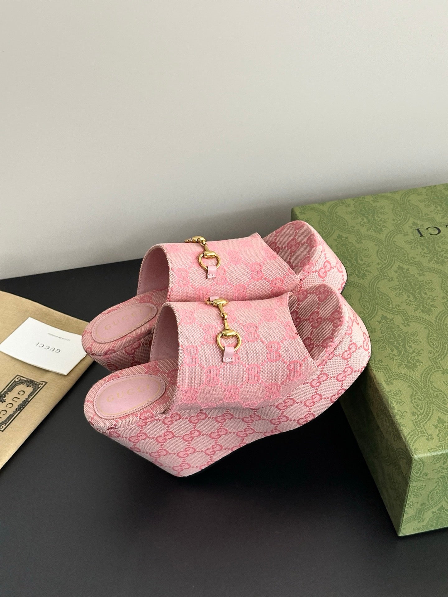 Luxury Shoes Gucci Ladies