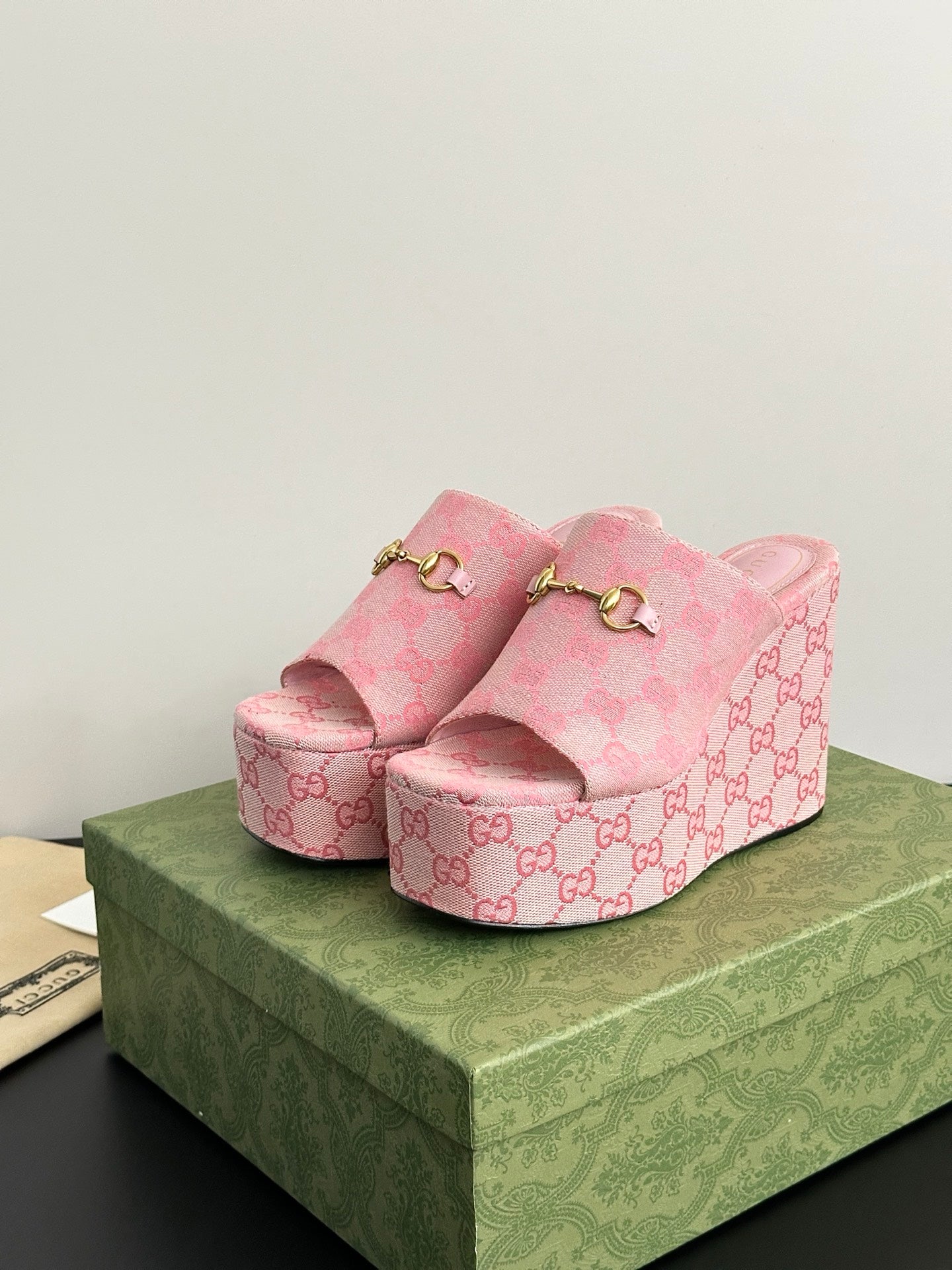 Luxury Shoes Gucci Ladies