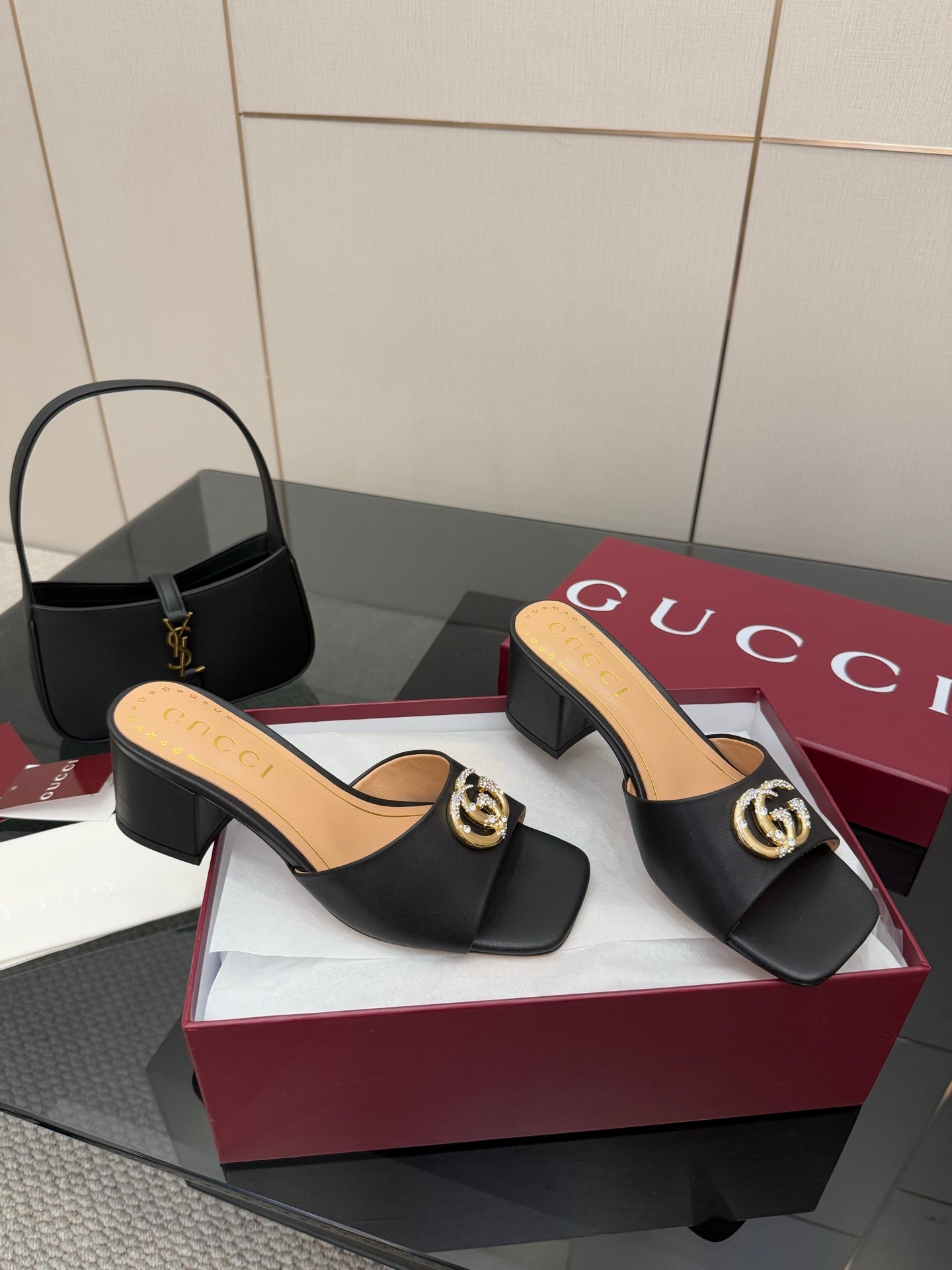 Luxury Shoes Gucci Ladies