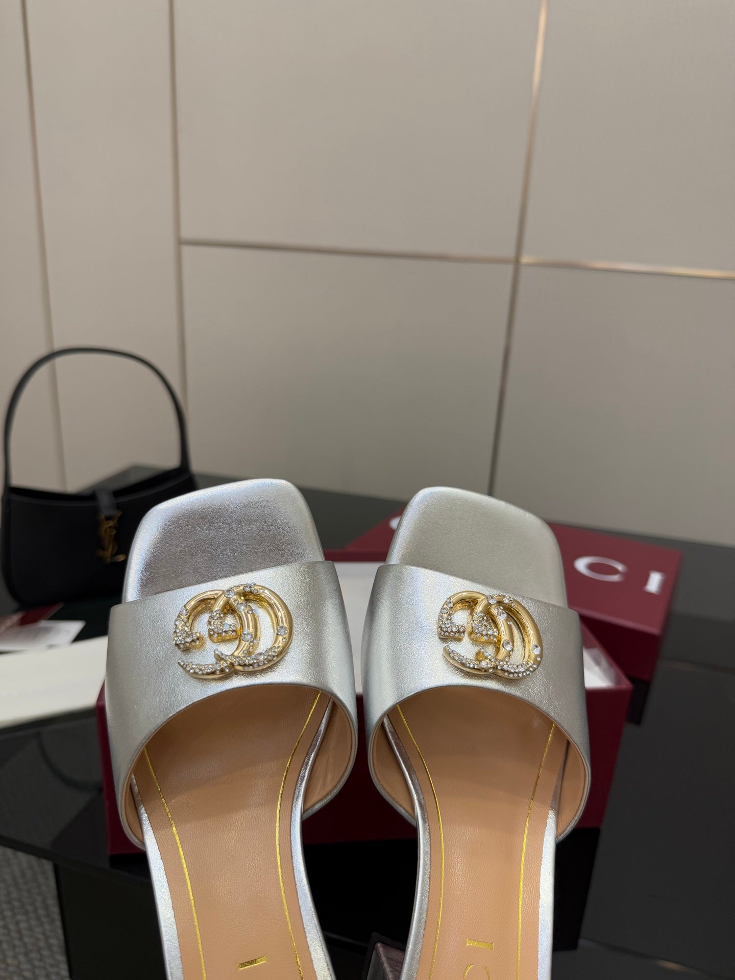 Luxury Shoes Gucci Ladies