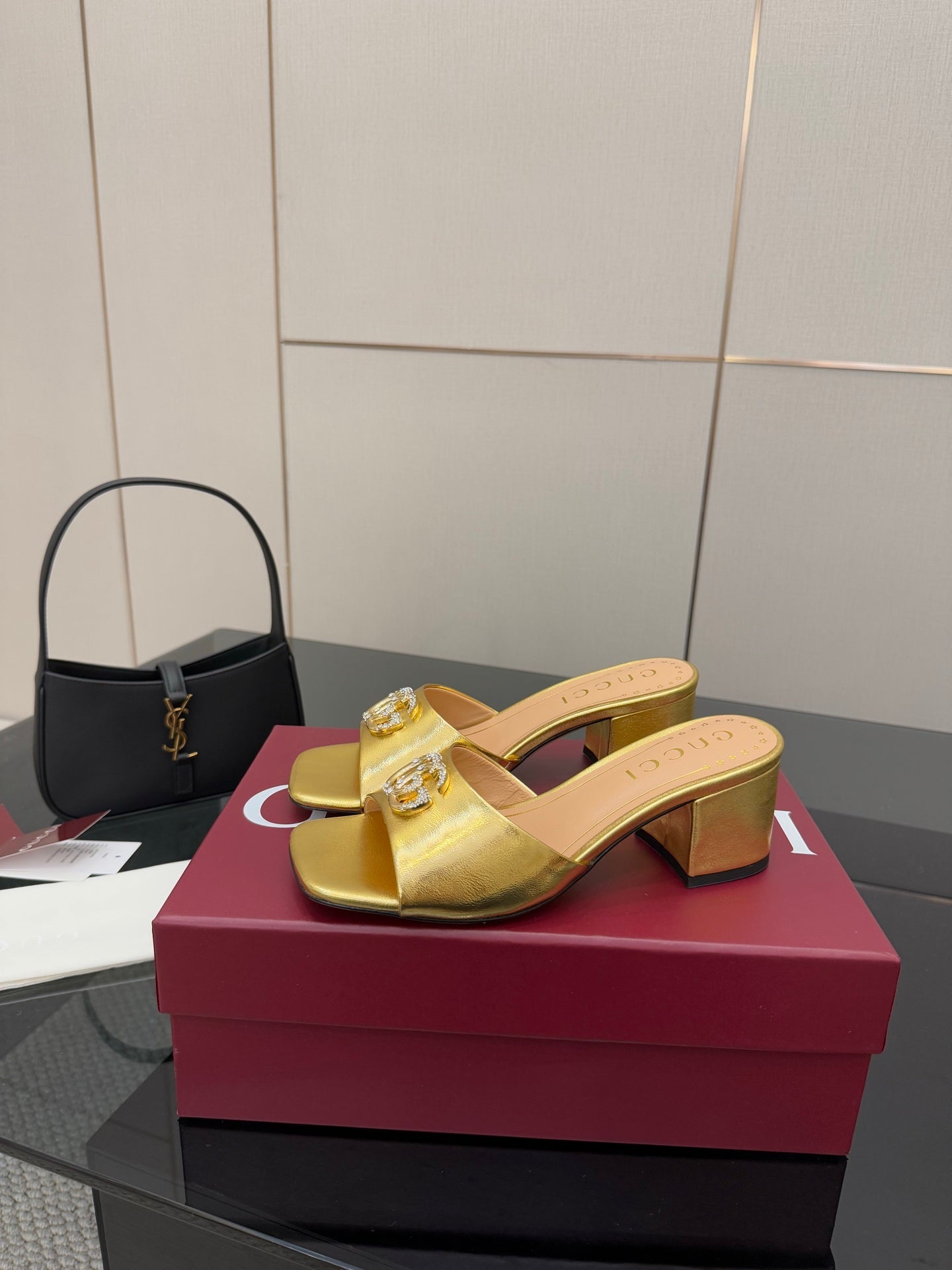 Luxury Shoes Gucci Ladies