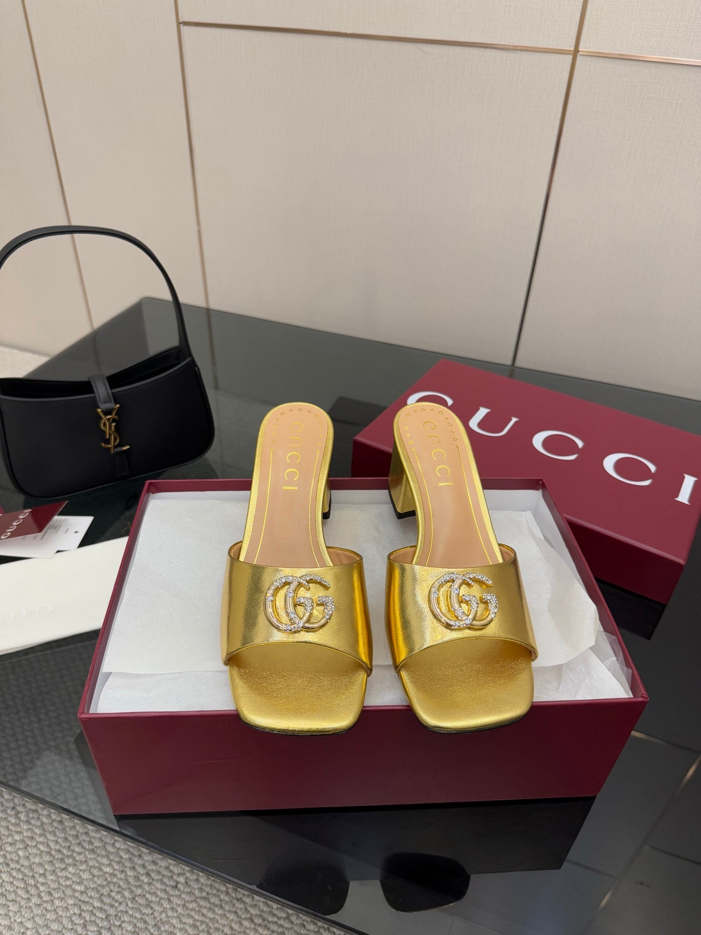 Luxury Shoes Gucci Ladies