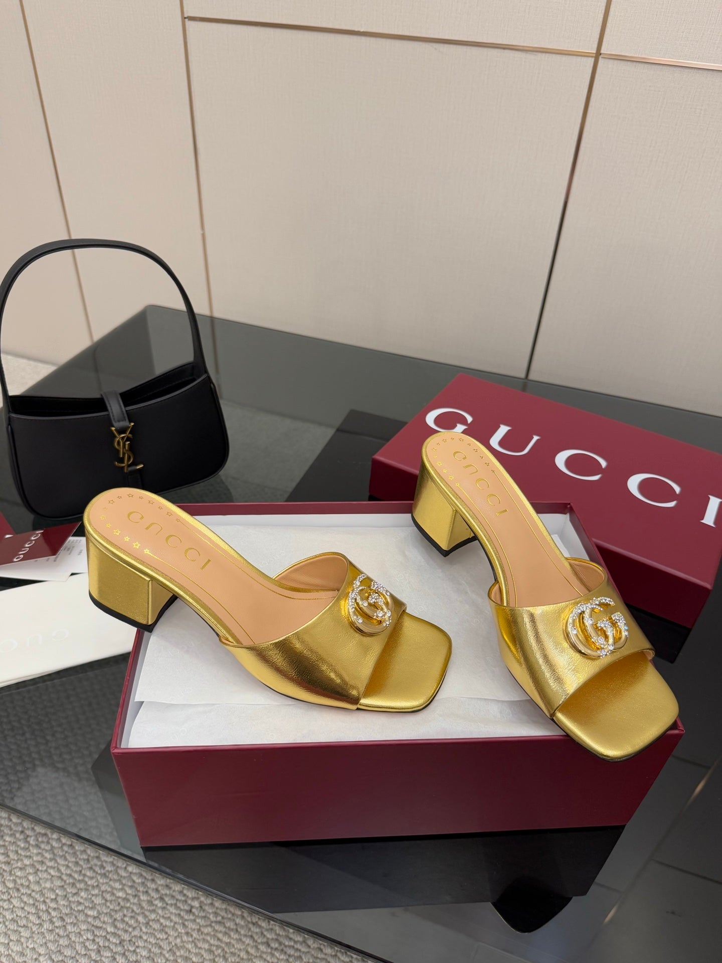 Luxury Shoes Gucci Ladies