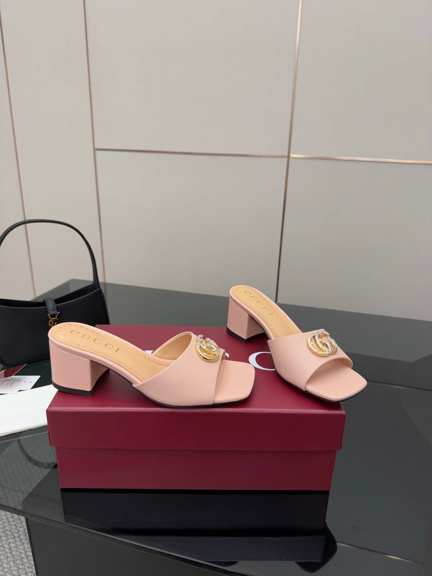 Luxury Shoes Gucci Ladies