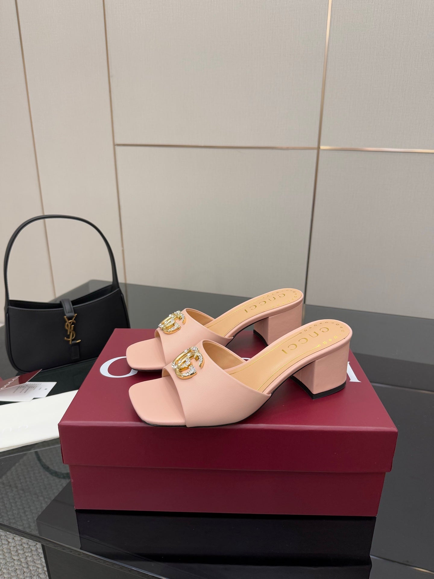 Luxury Shoes Gucci Ladies
