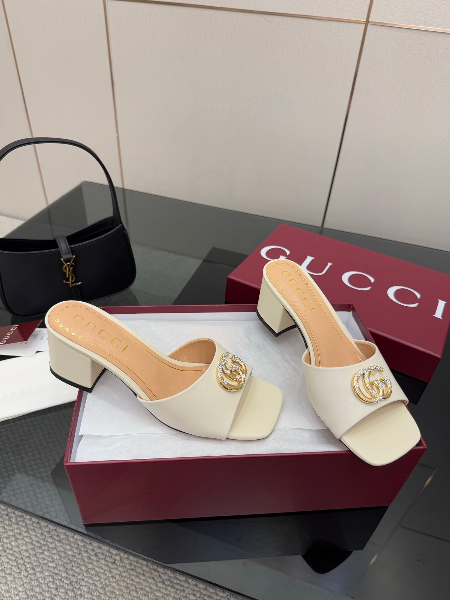 Luxury Shoes Gucci Ladies