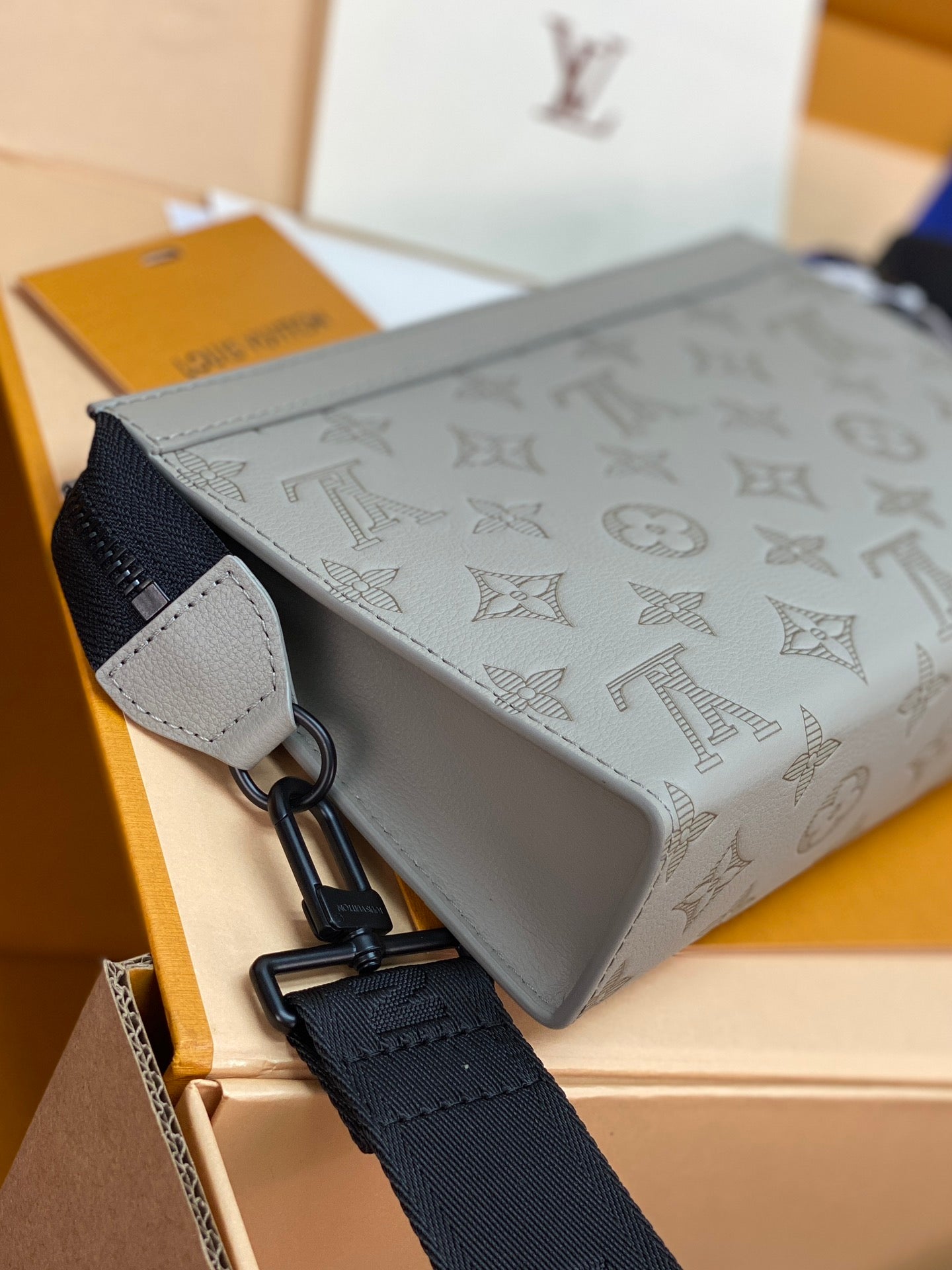 Bags Men Small Bags Louis Vuitton