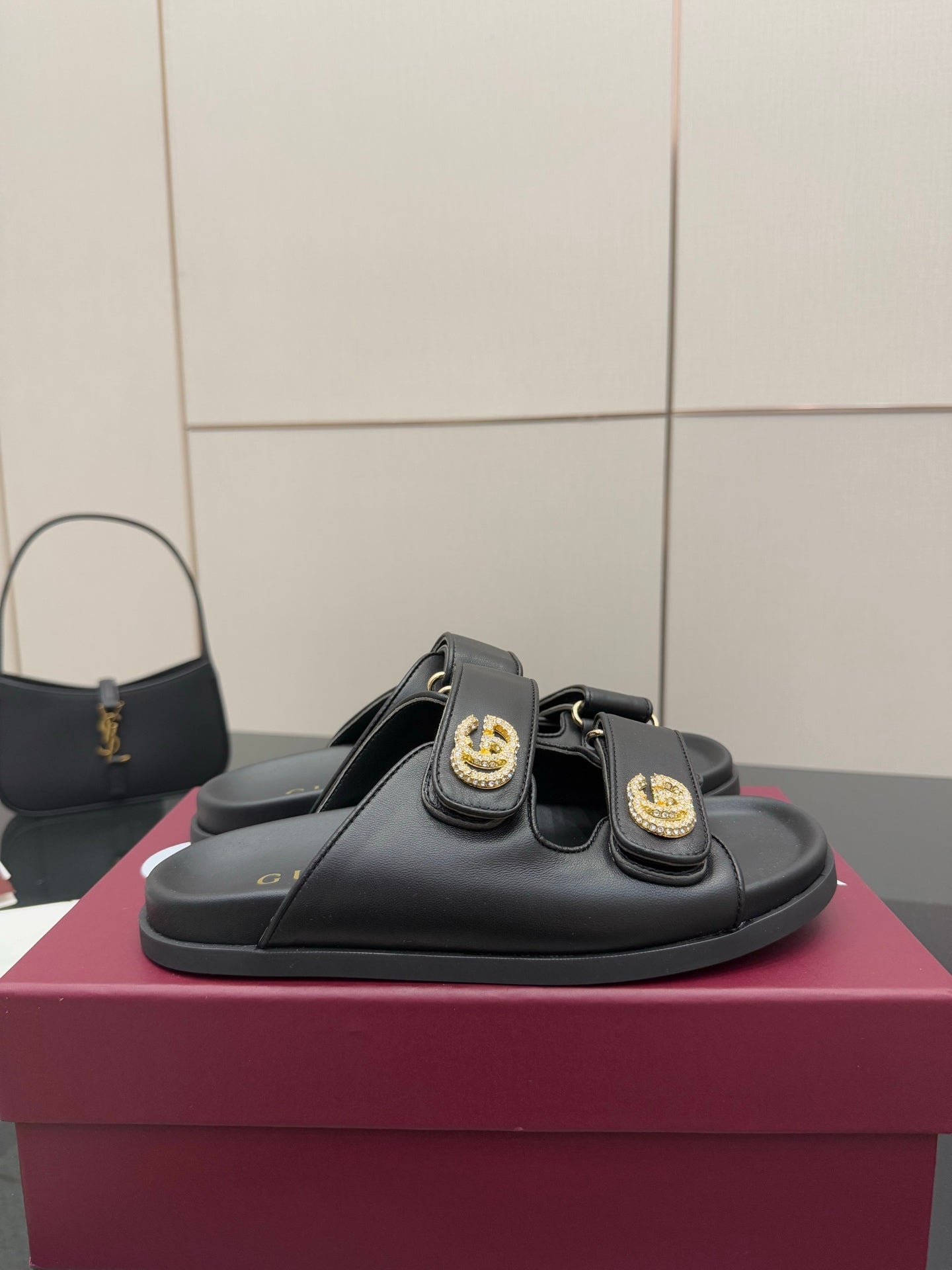 Luxury Shoes Gucci Ladies