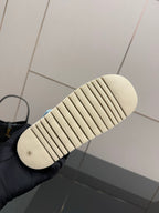 Gucci ladies sneaker outsole, light sole with deep rubber tread