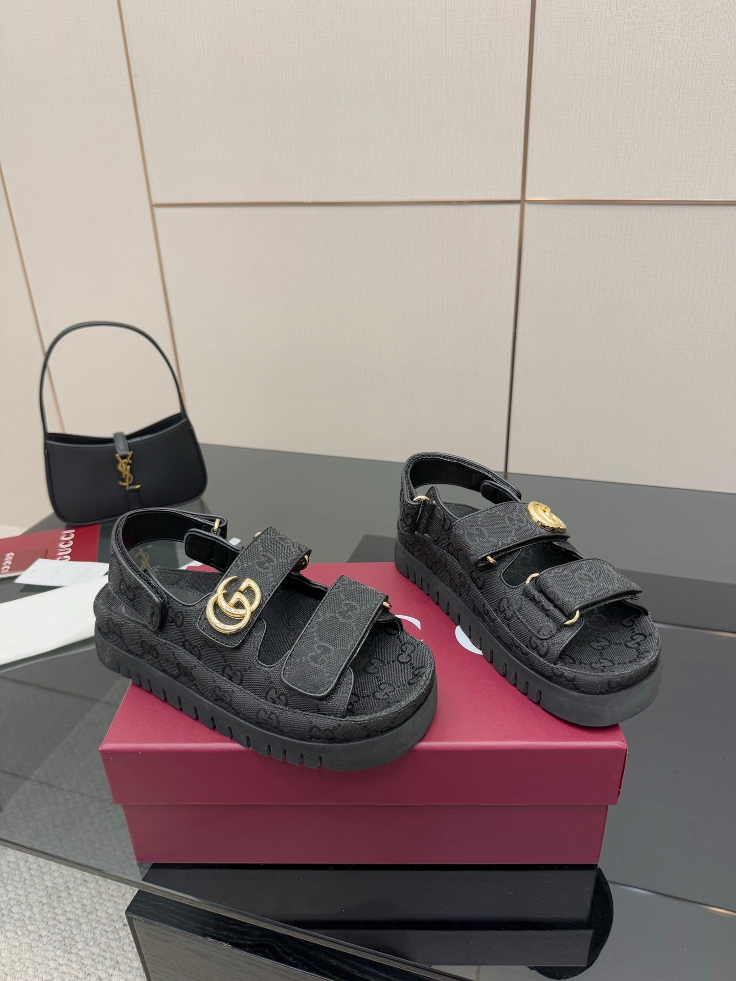 Luxury Shoes Gucci Ladies