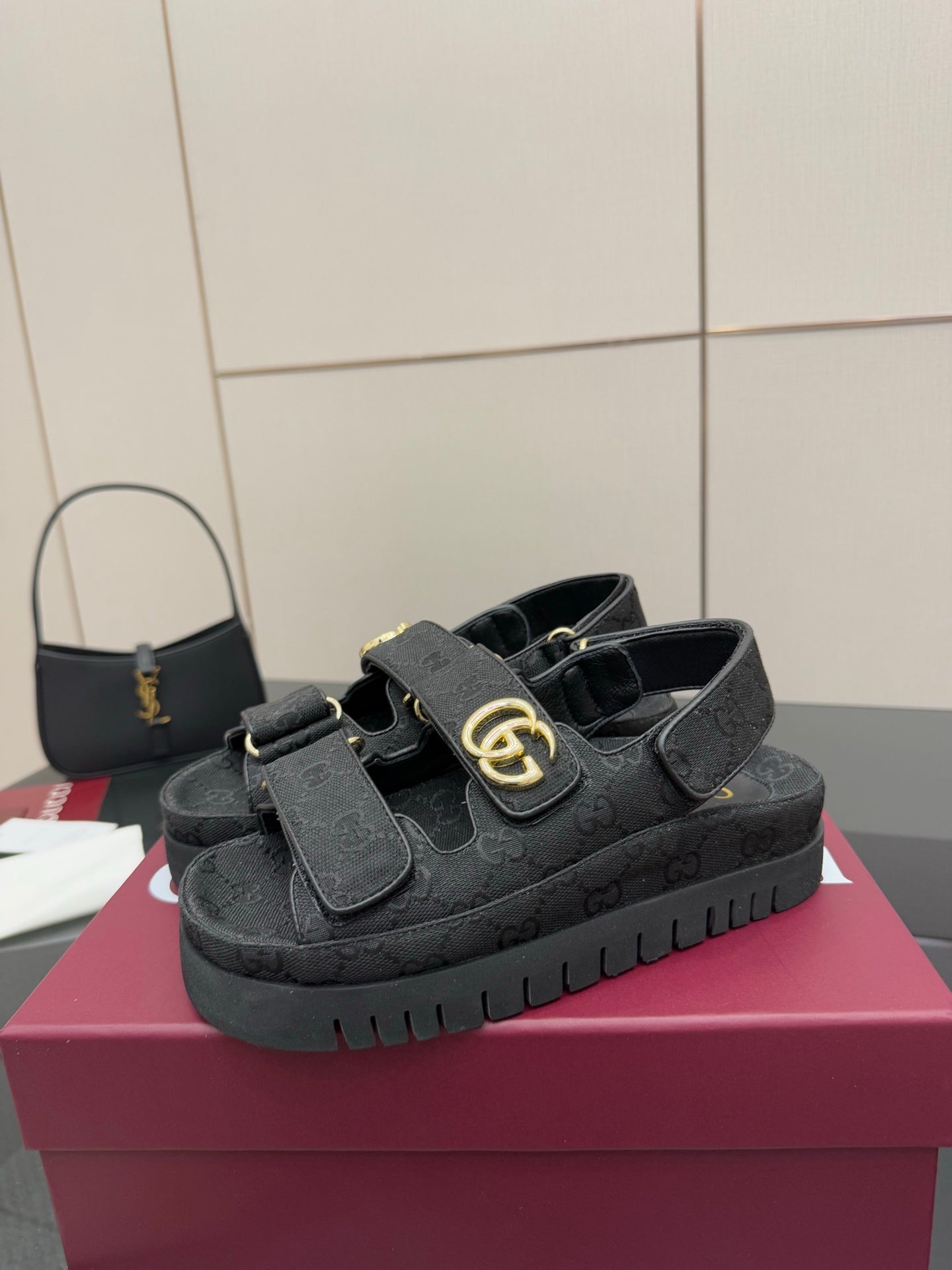 Luxury Shoes Gucci Ladies