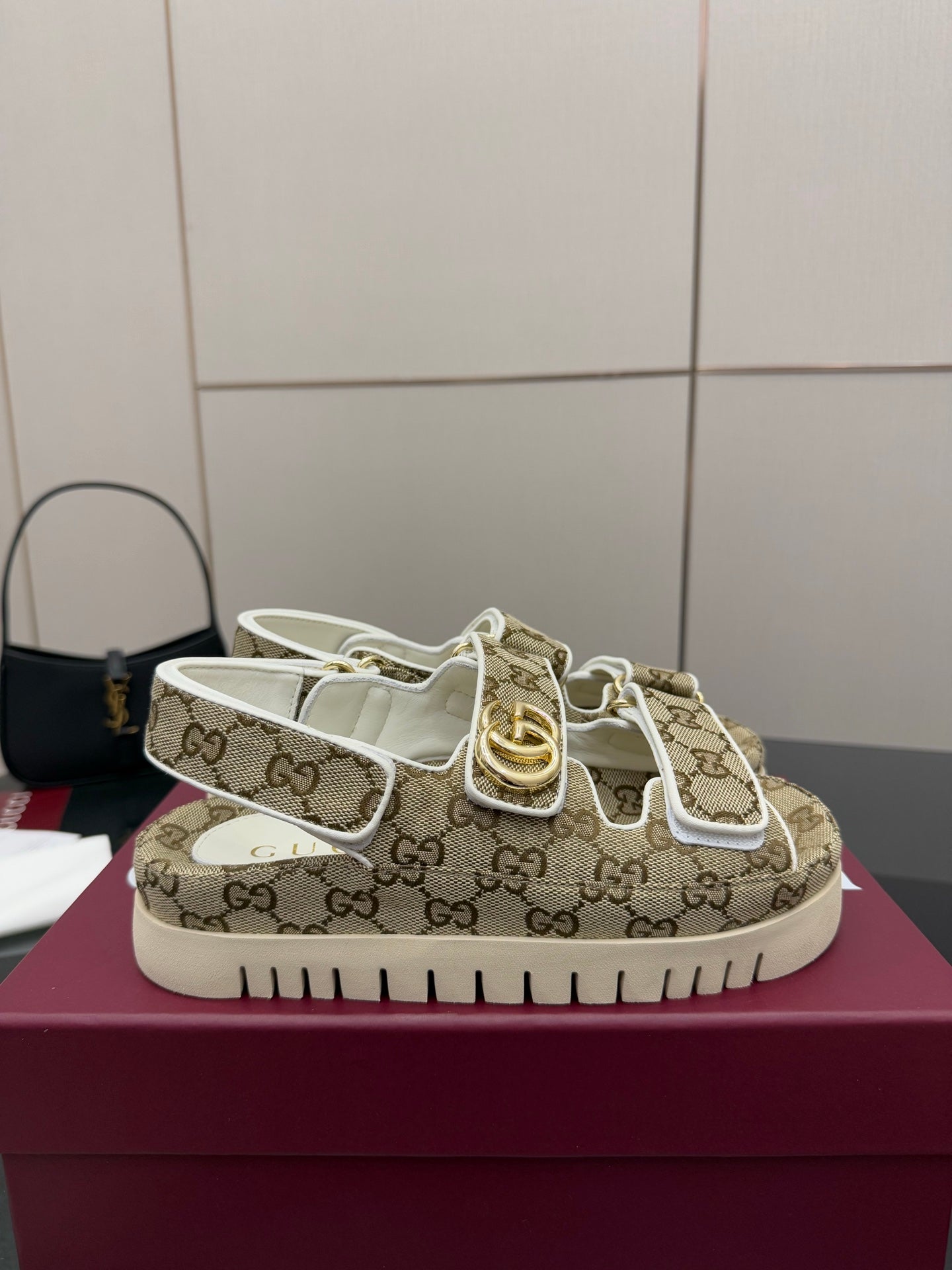 Luxury Shoes Gucci Ladies