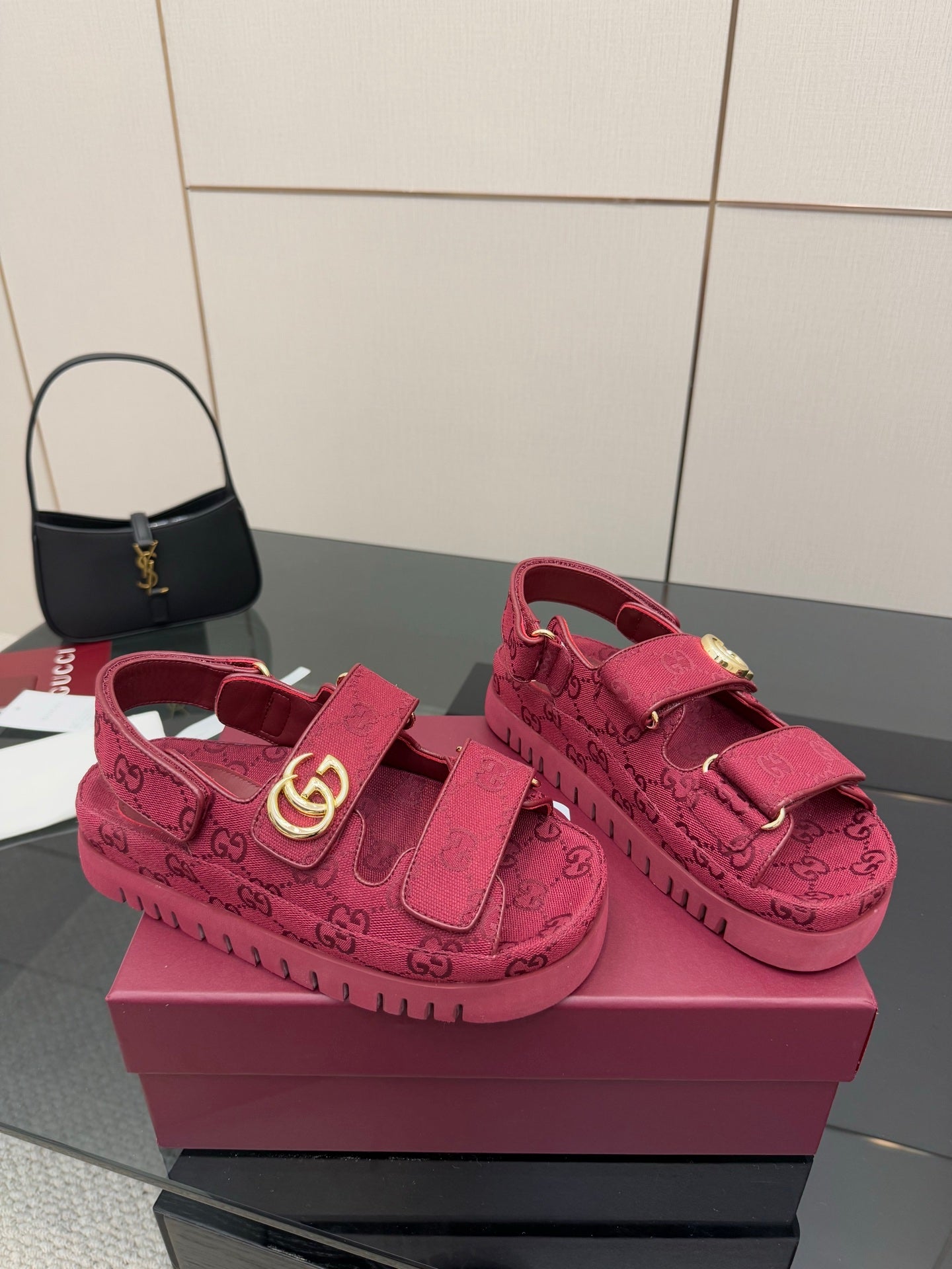 Luxury Shoes Gucci Ladies