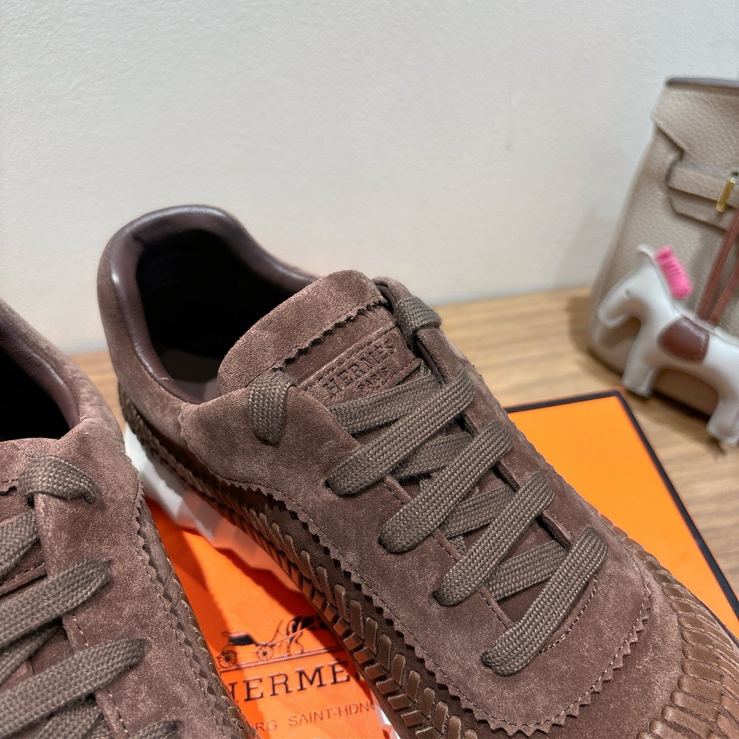 Luxury Shoes Hermes Unisex