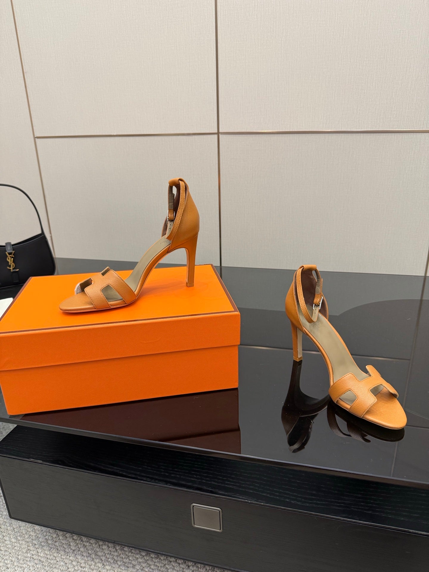 Hermes tan leather heeled sandals for ladies, open toe with ankle strap, side pair view