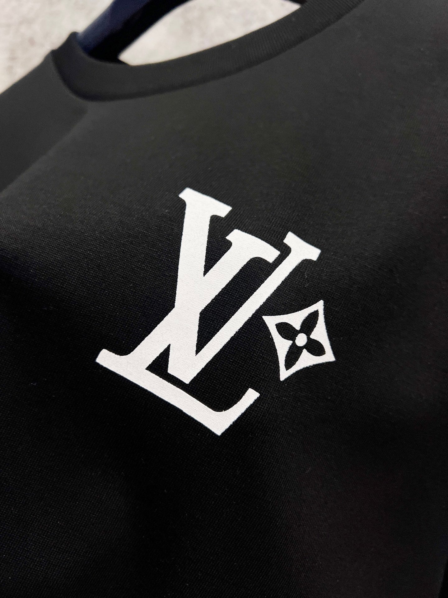 Louis Vuitton Clothes short