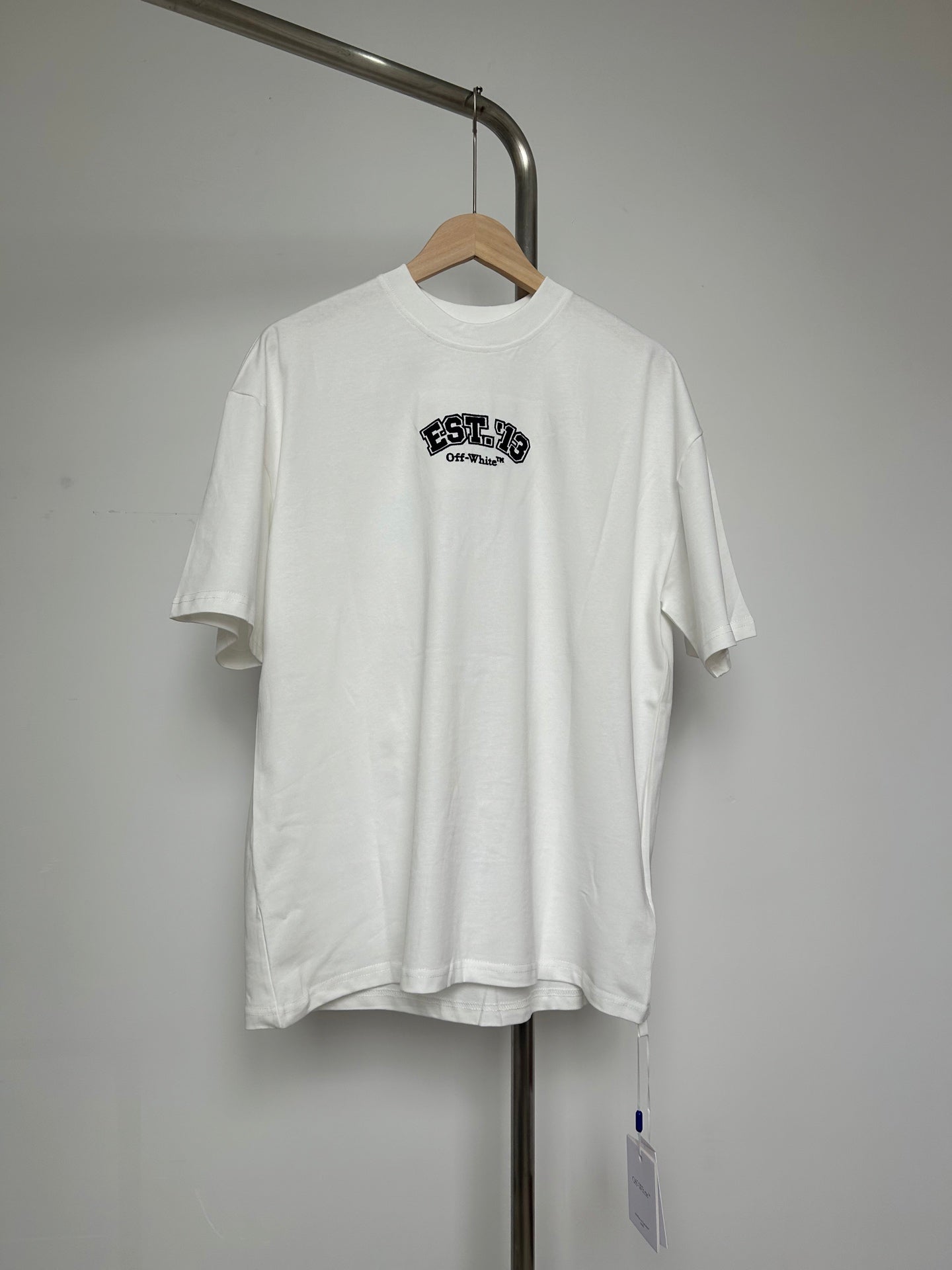 Off-White off-white T-shirt with EST. 19 front logo graphic