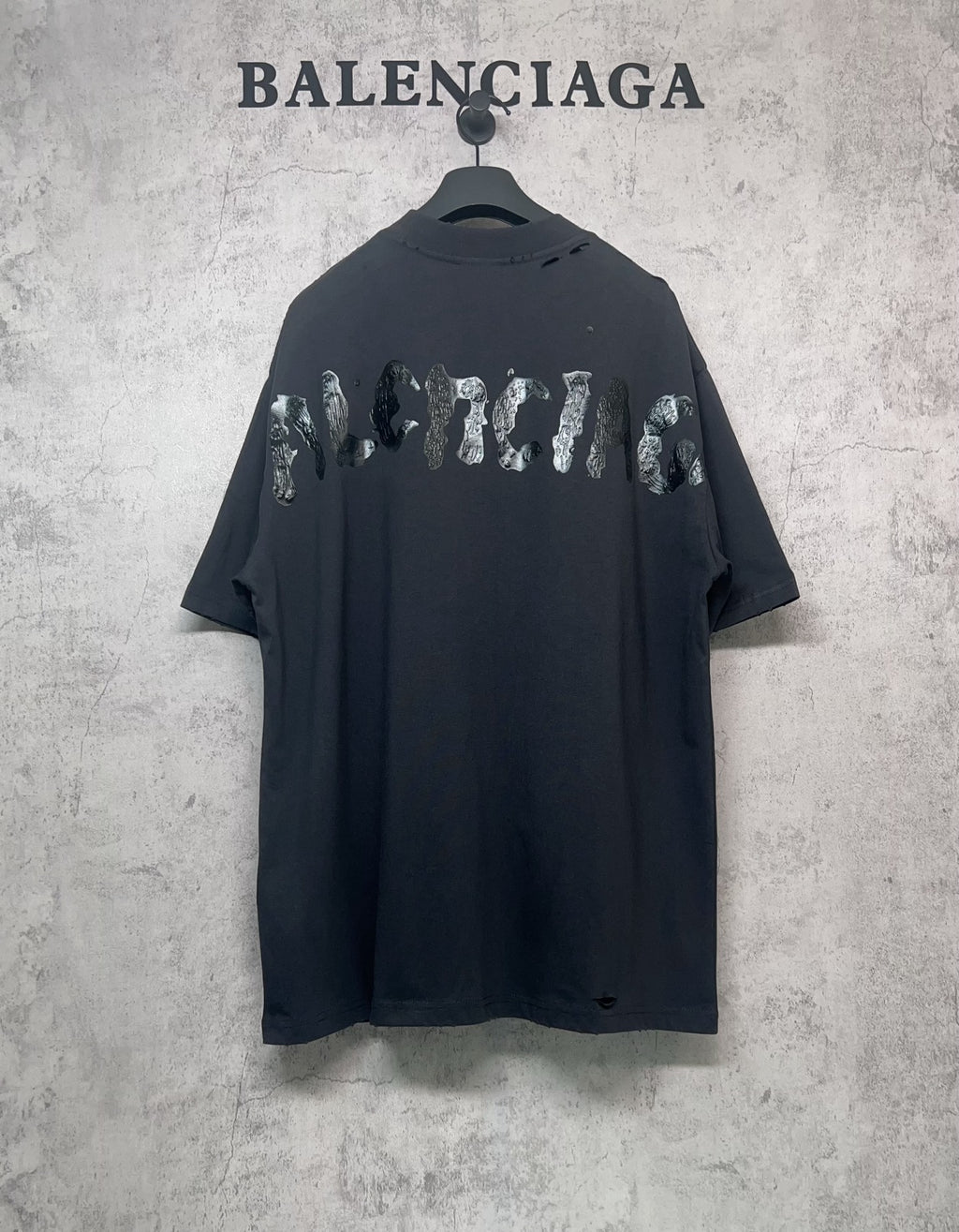 Balenciaga dark T-shirt with animal-style graphic back print