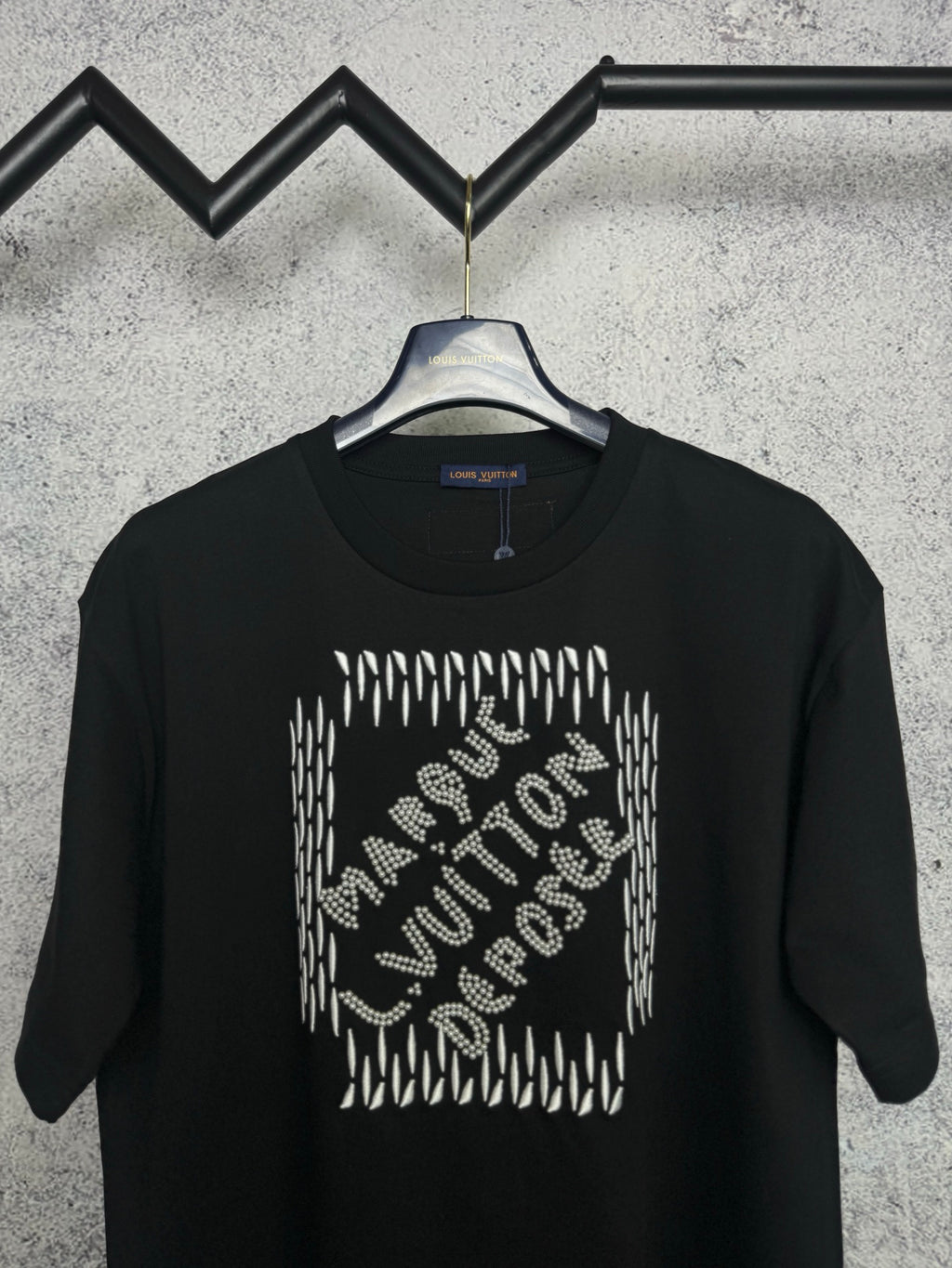 Louis Vuitton black short-sleeve T-shirt with rhinestone square logo on front