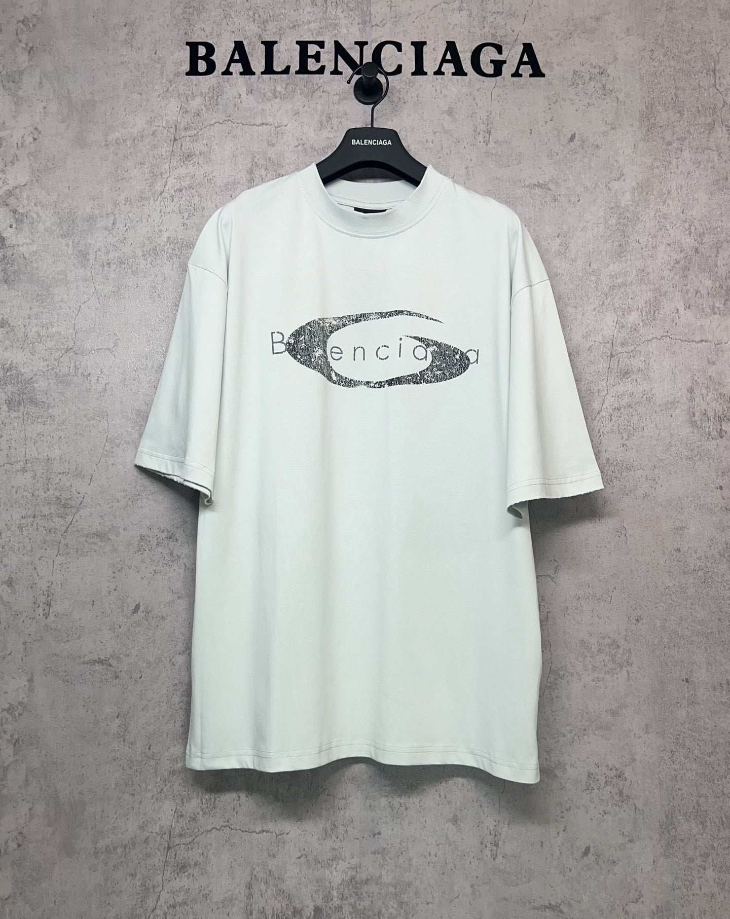 Balenciaga short-sleeve T-shirt in light mint with oval graphic logo print on chest