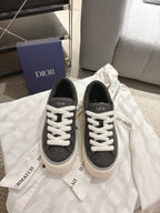 Unisex low-top sneakers, dark gray with white laces and Dior logo panels