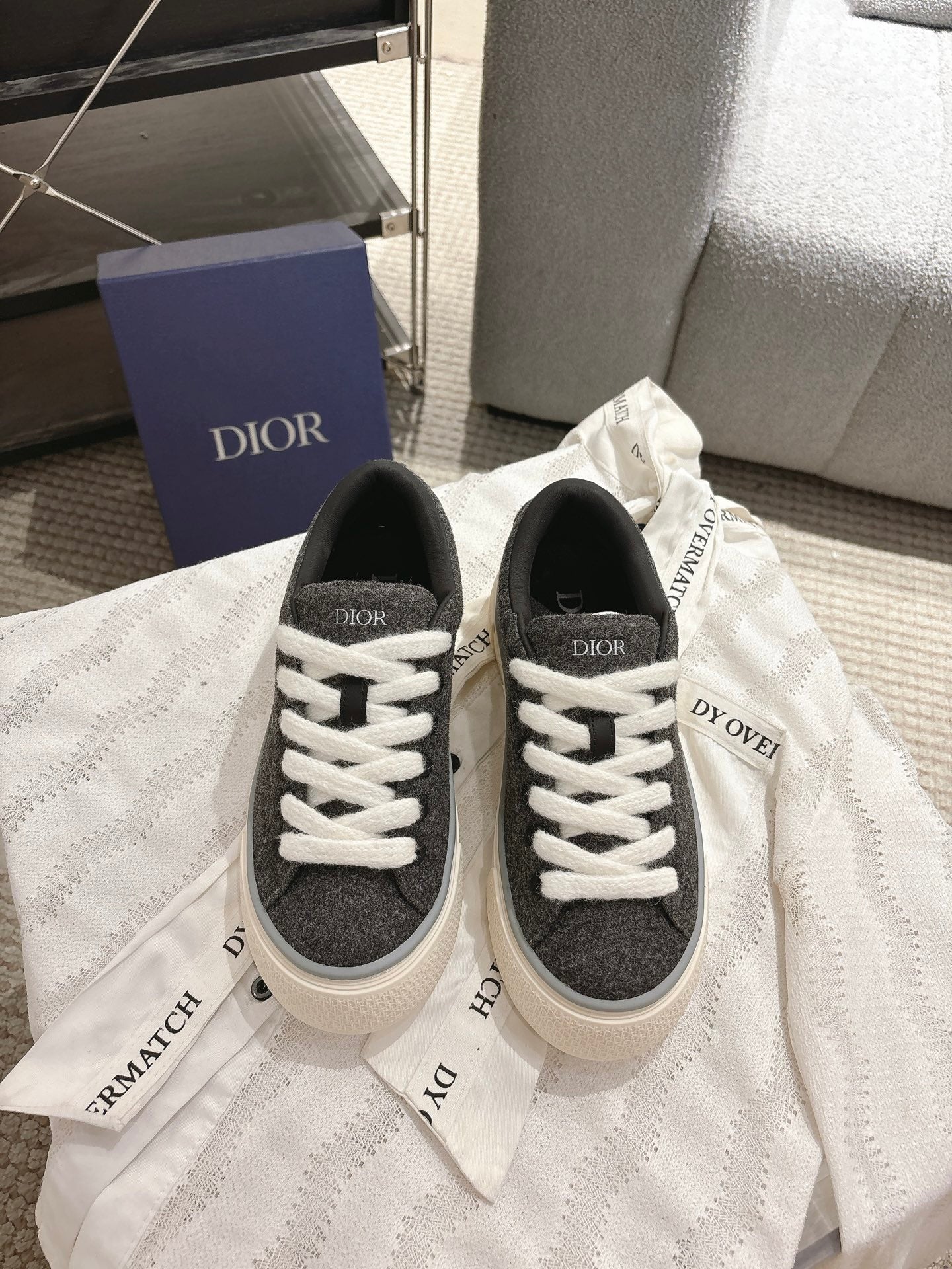 Unisex low-top sneakers, dark gray with white laces and Dior logo panels