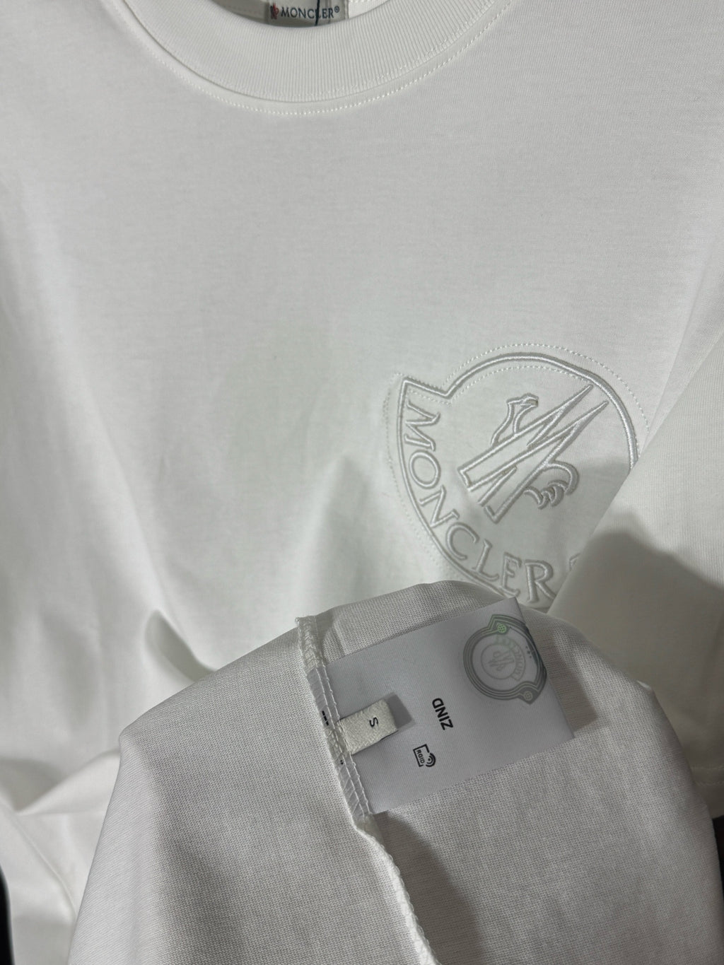 Short-sleeve T-shirt with Moncler crest and hanging label
