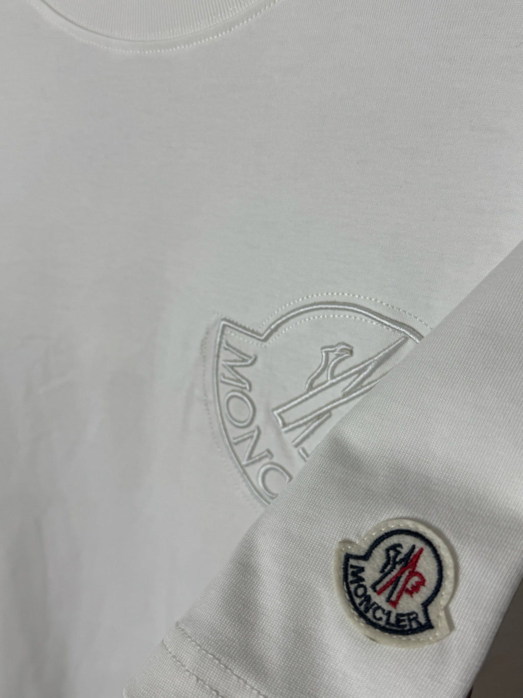 Short-sleeve T-shirt with Moncler crest applique