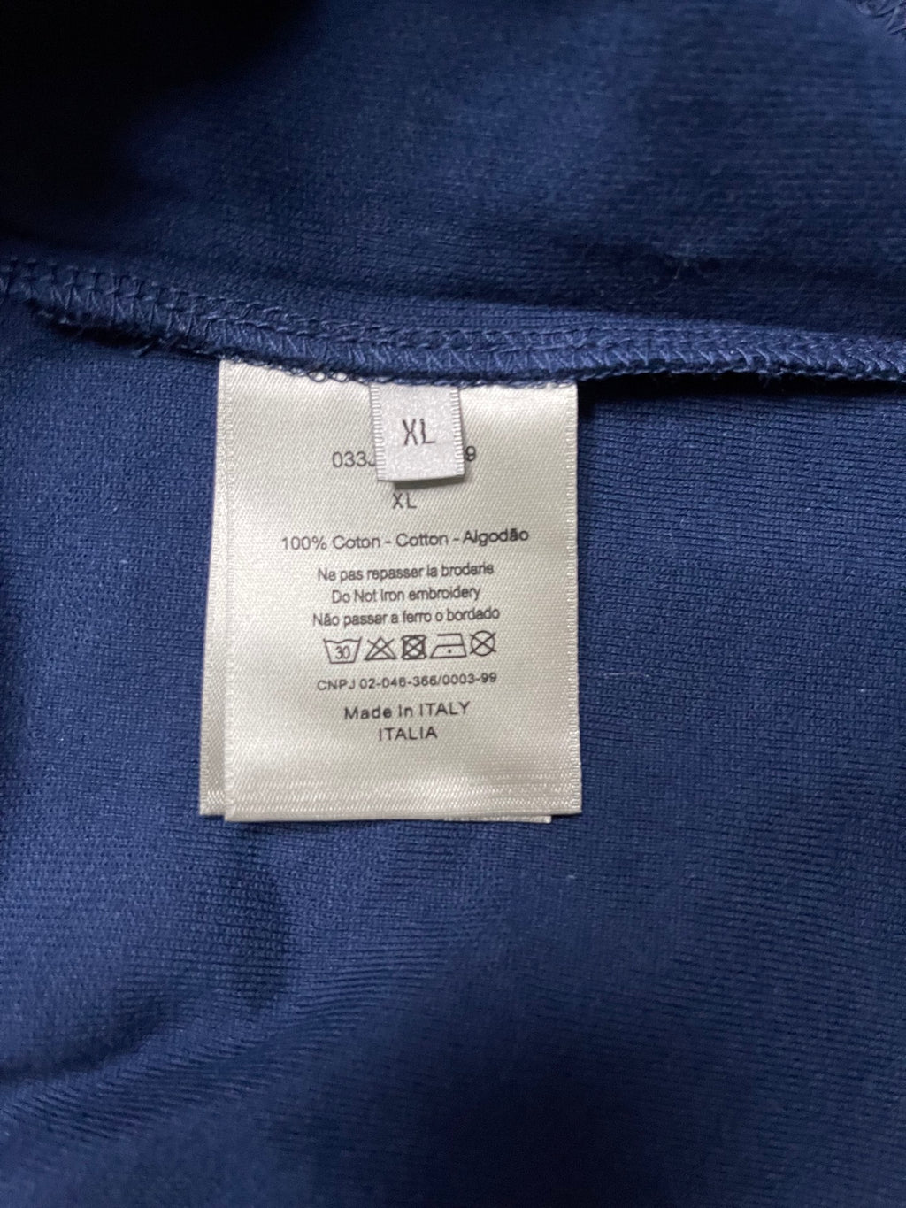 Size XL neck label: 100% cotton, cotton/elastic blend, Made in Italy