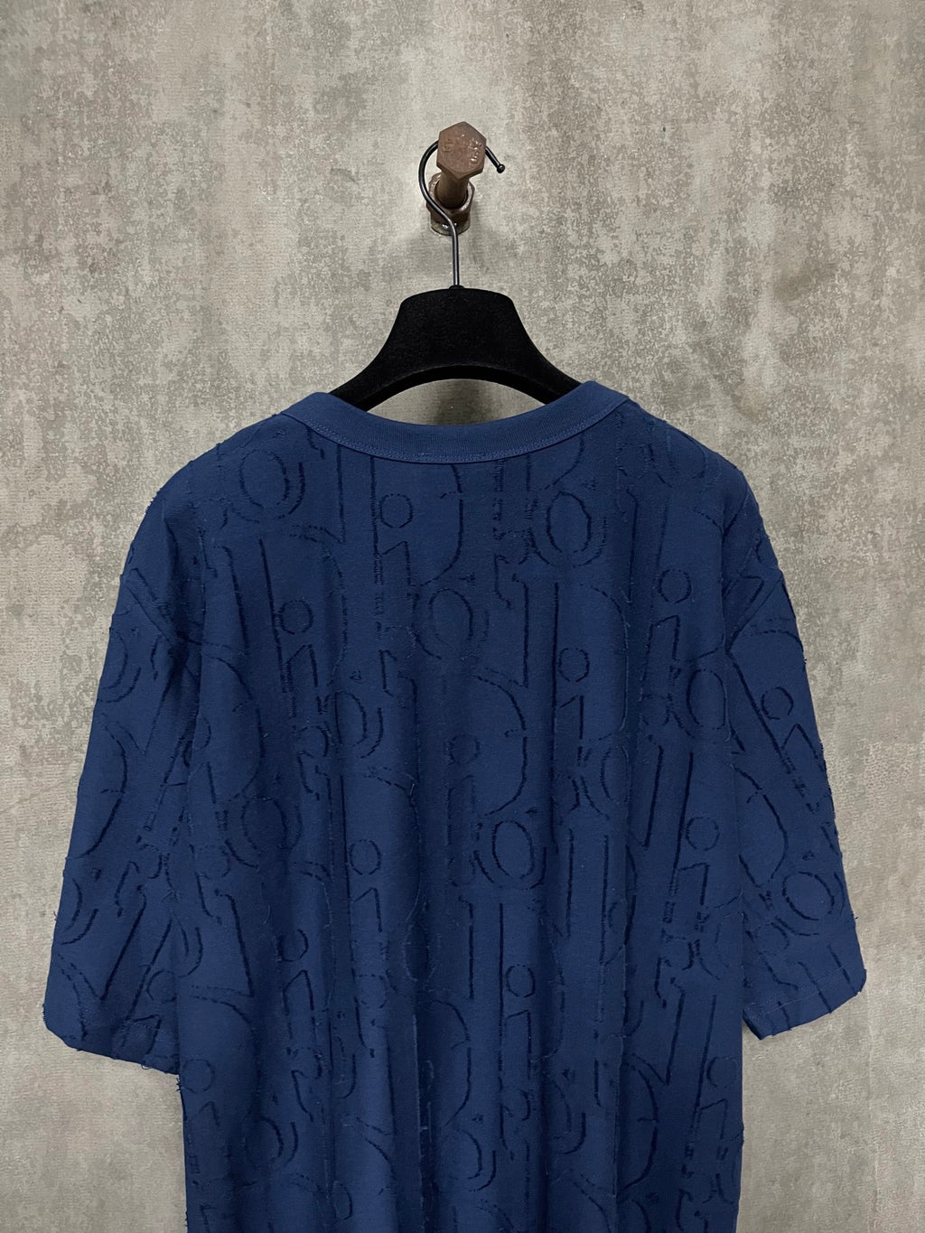Dior short-sleeve crewneck T-shirt in dark blue with embossed allover logo details