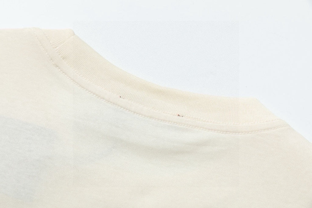 Cream Gucci T-shirt neckline with round collar seam detail