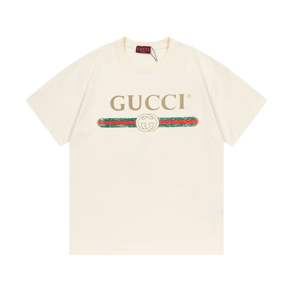 Cream Gucci short-sleeve T-shirt with GUCCI logo and striped emblem graphic