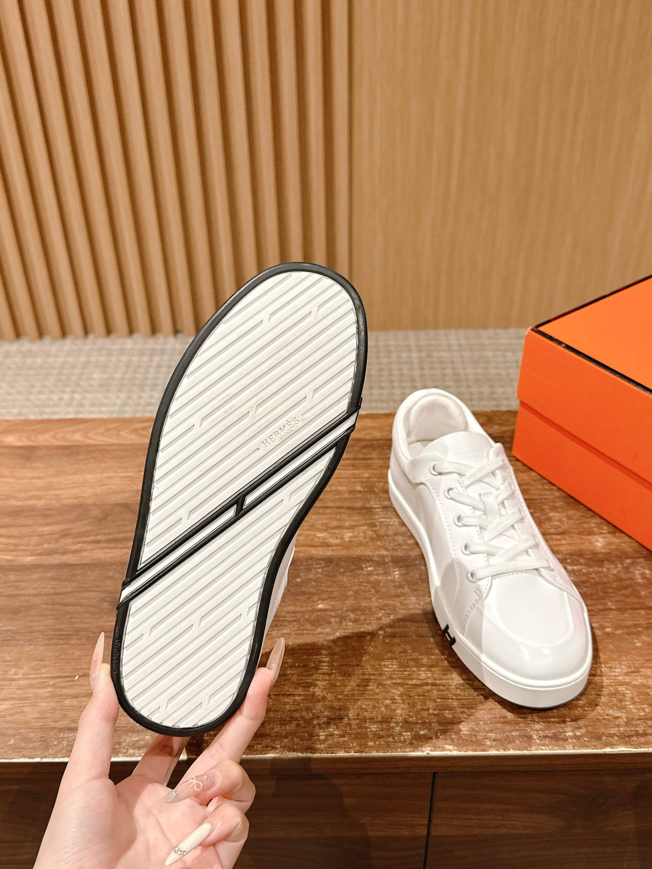 Luxury Shoes Hermes Unisex