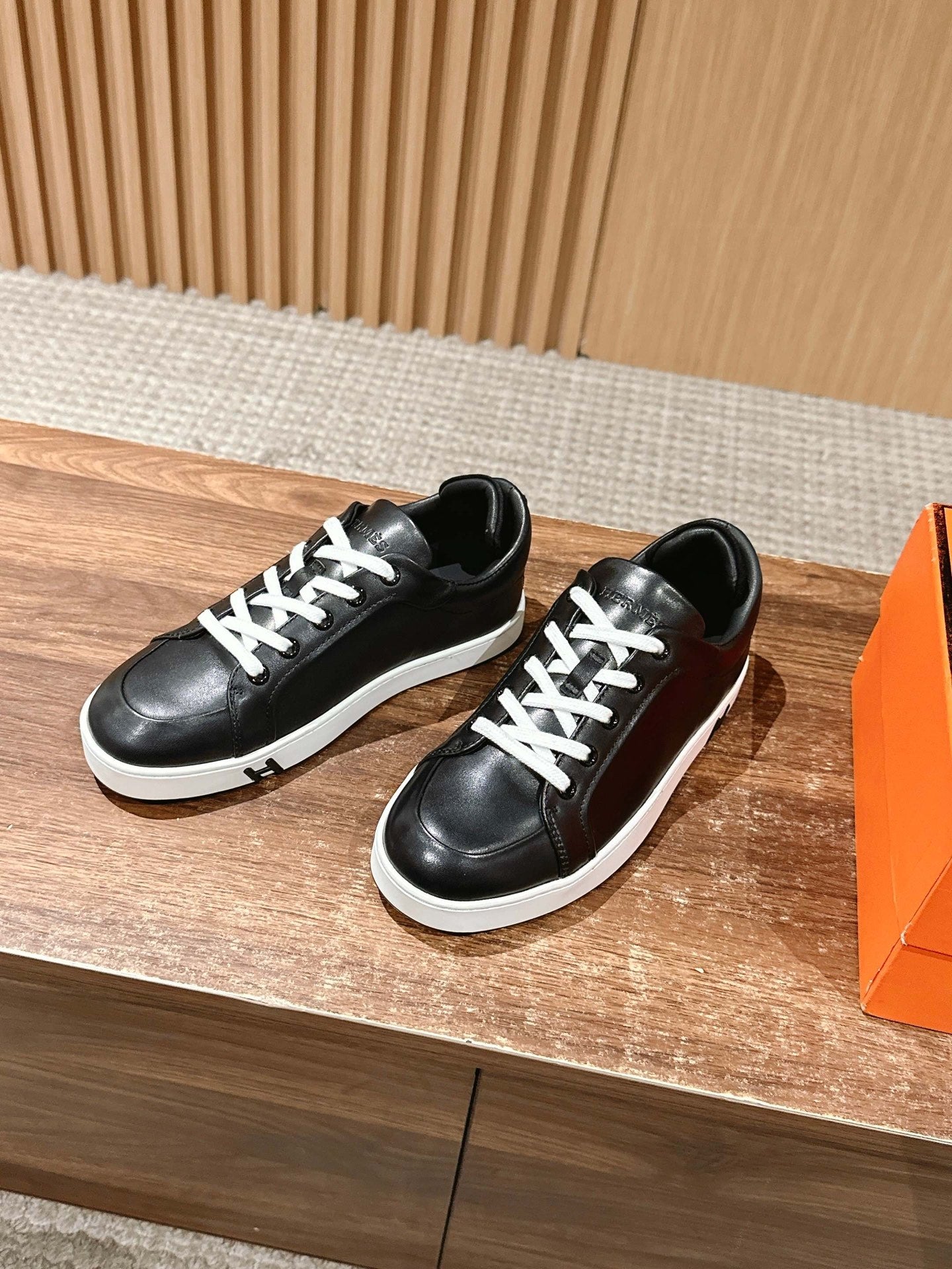 Luxury Shoes Hermes Unisex