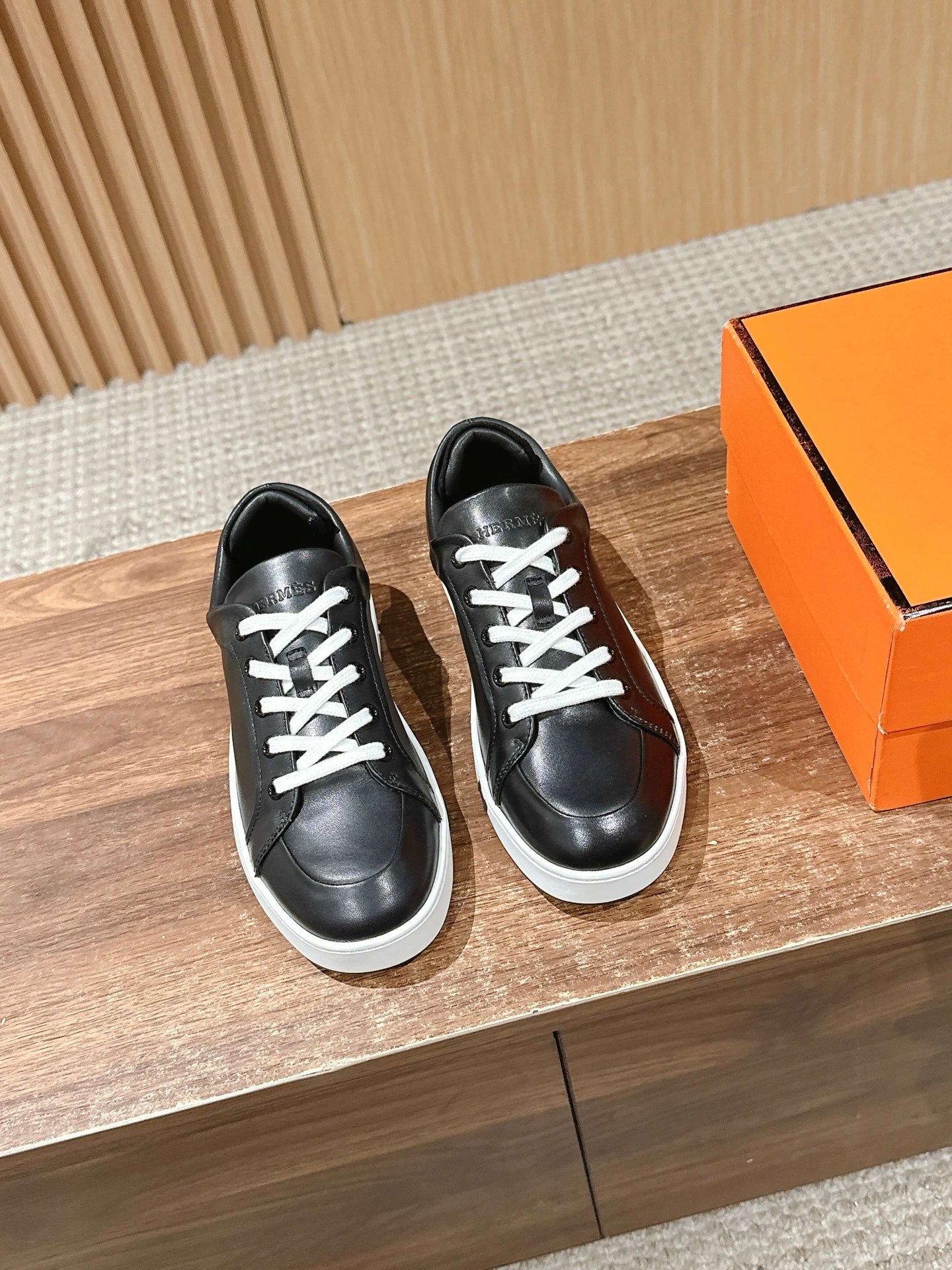 Luxury Shoes Hermes Unisex