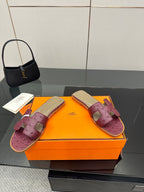 Hermes ladies sandals in purple suede, beige footbed, open toe with strap detailing