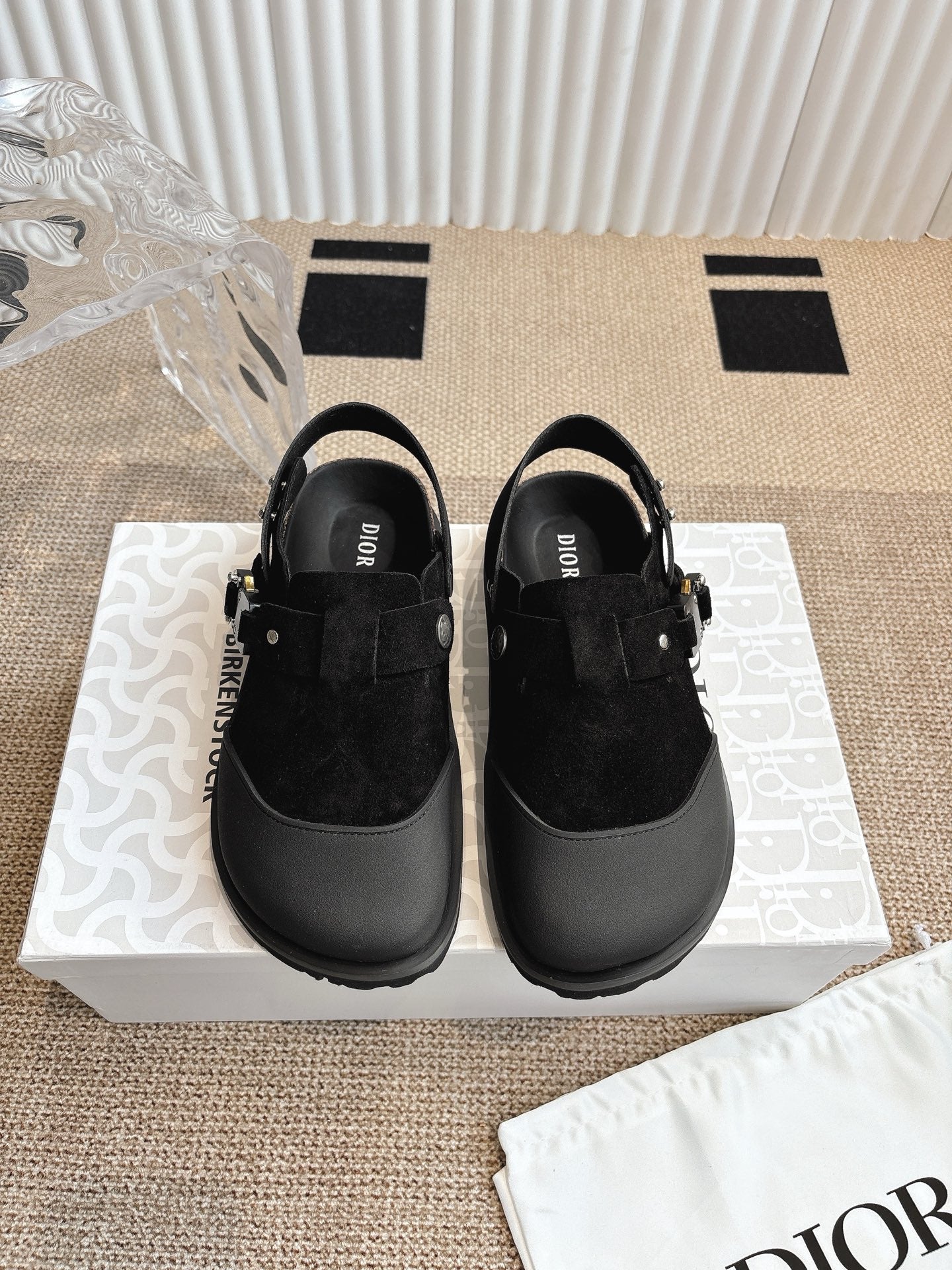 Unisex Dior black suede buckle shoes with strap and low-profile sole