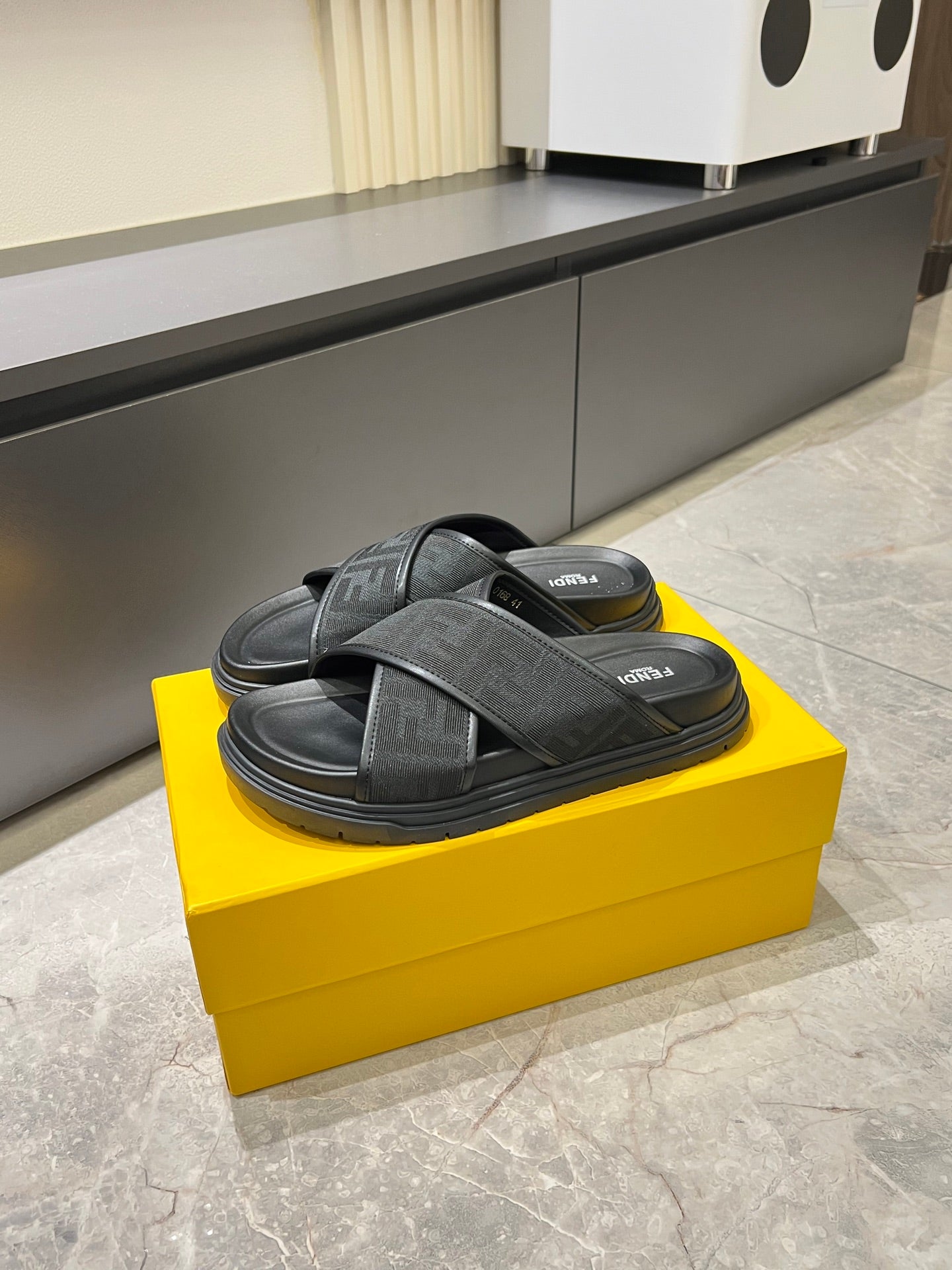 Luxury Shoes Fendi Sandals
