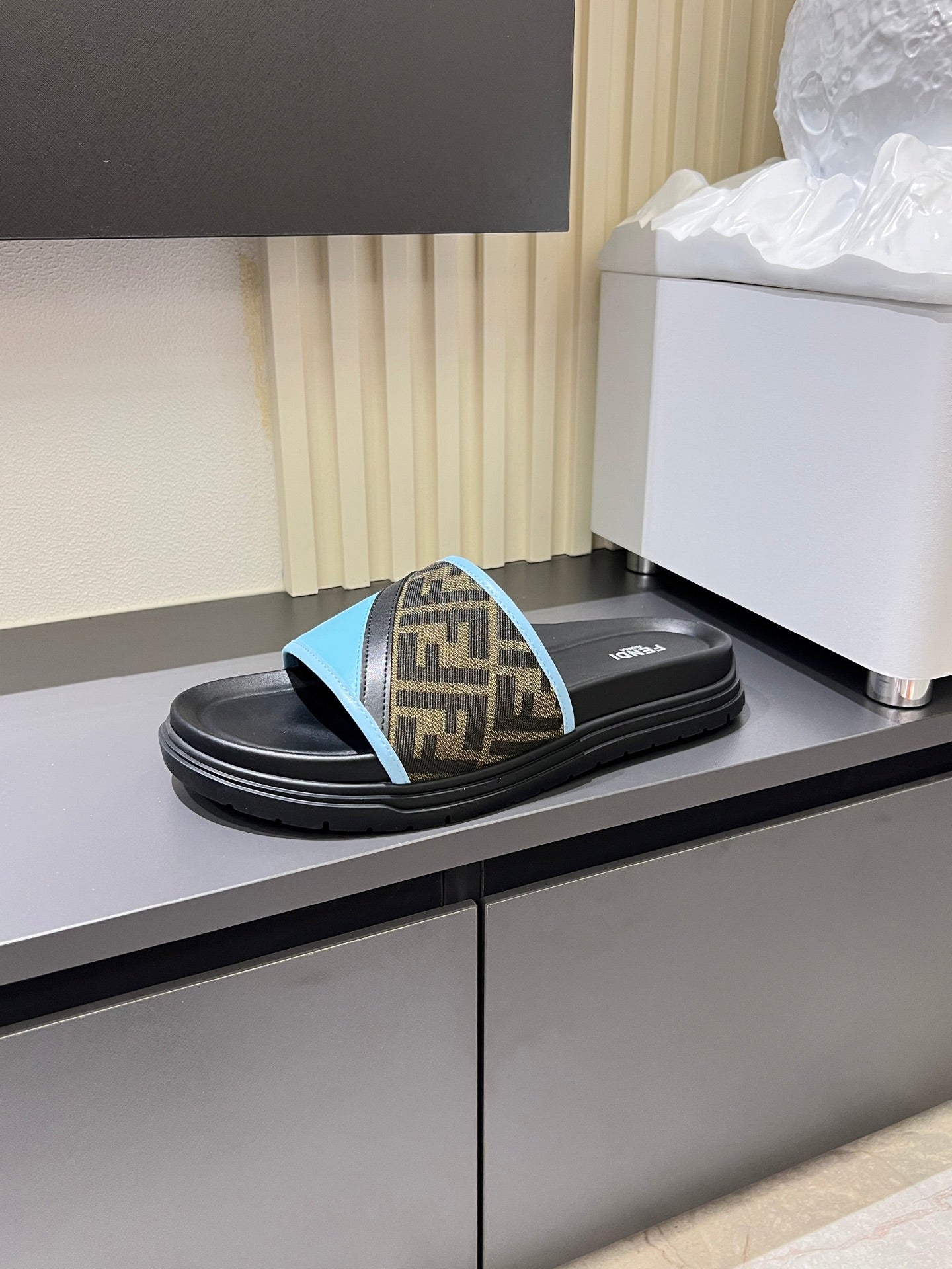 Luxury Shoes Fendi Sandals