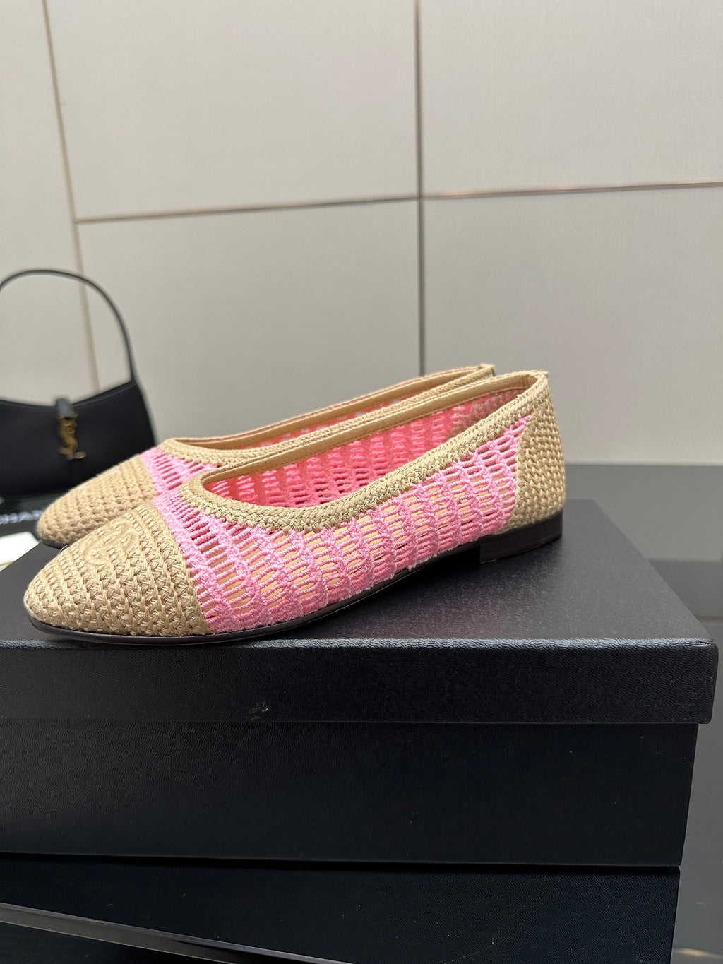 Women's Chanel ballet flat, beige woven upper with pink border, flat toe view