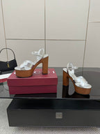 Gucci white platform heeled sandals with open toe and chunky wooden block heel