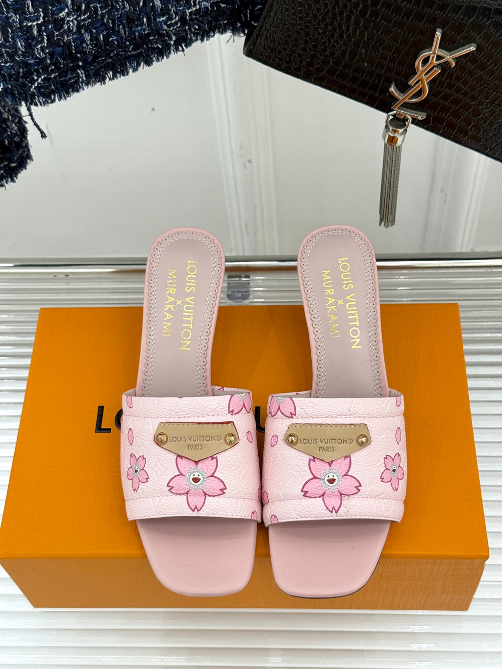 Louis Vuitton ladies pink floral slide sandals pair, open toe and gold logo detail