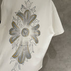 White short-sleeve T-shirt with large front floral graphic