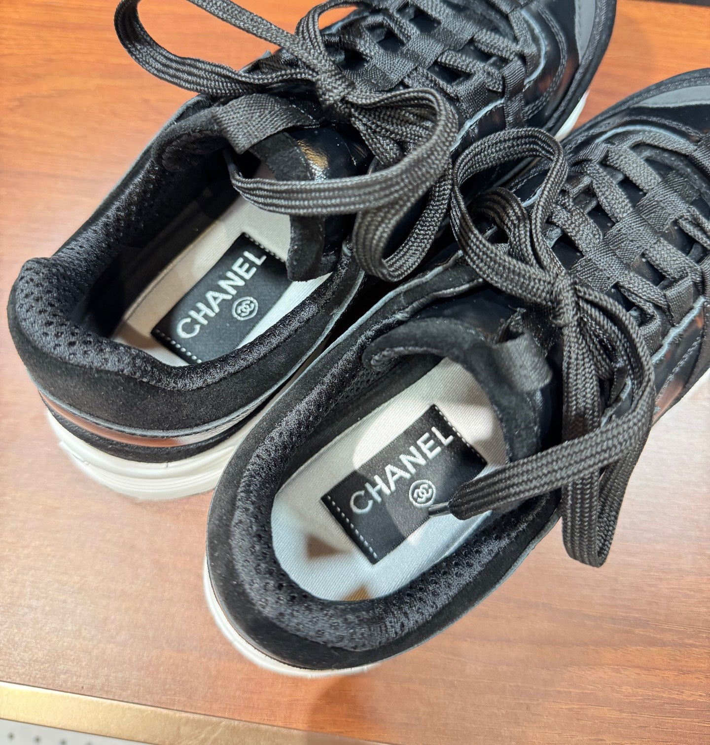 Luxury Shoes Chanel Unisex