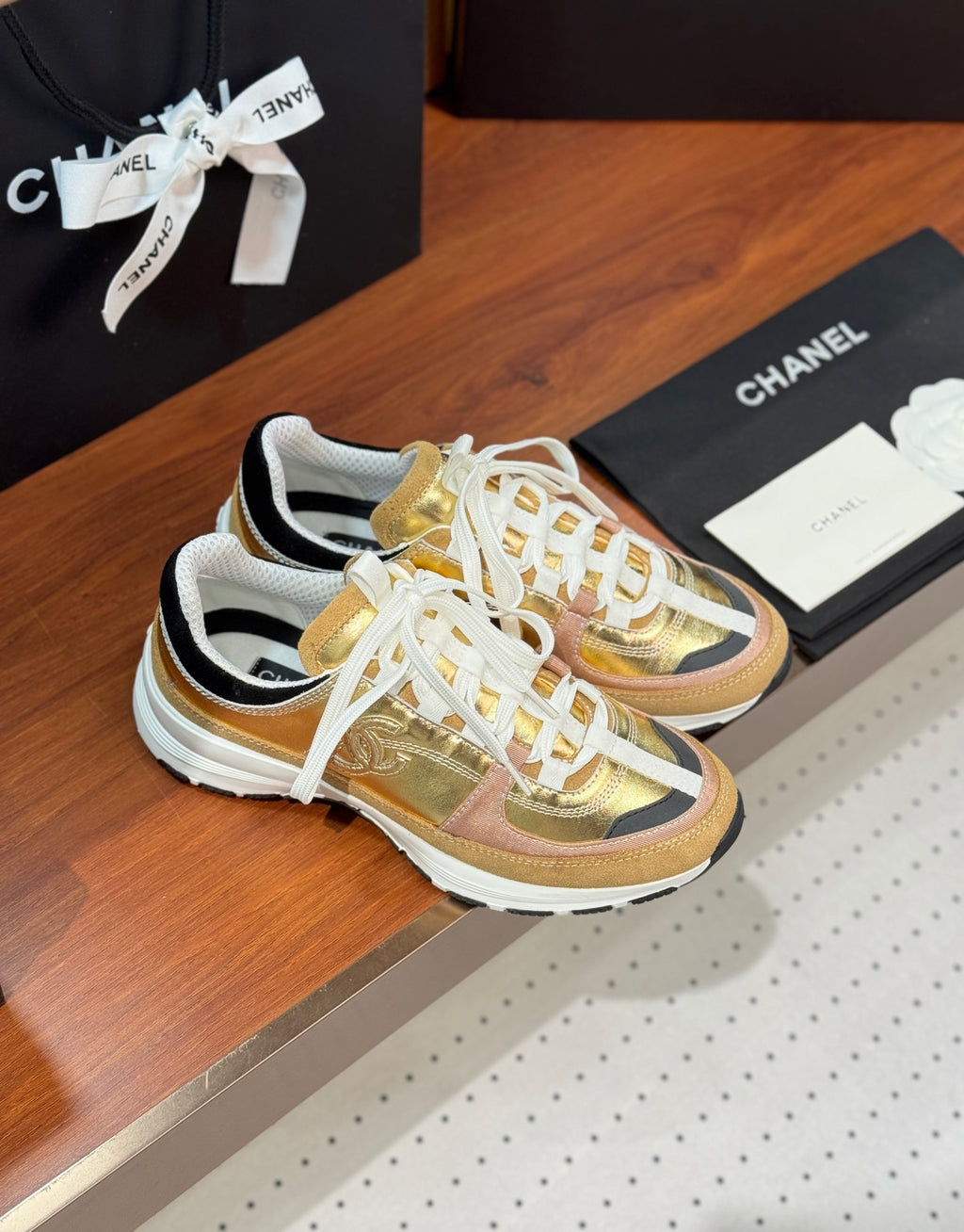 Luxury Shoes Chanel Unisex