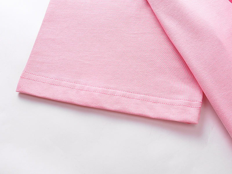 Pink short-sleeve T-shirt with curved hem and stitched sleeve cuff