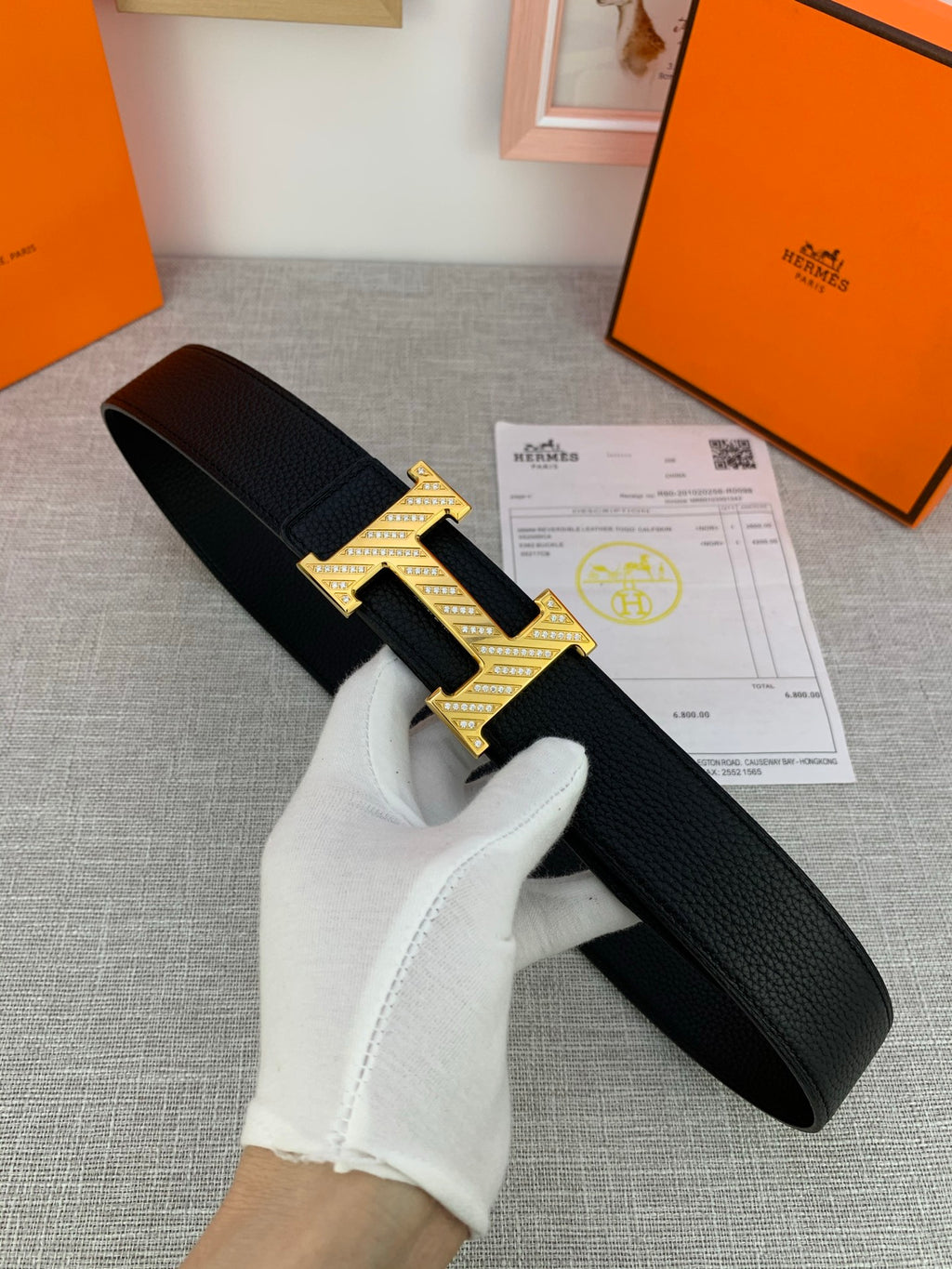 Hermes belt, black textured leather with gold-tone H buckle