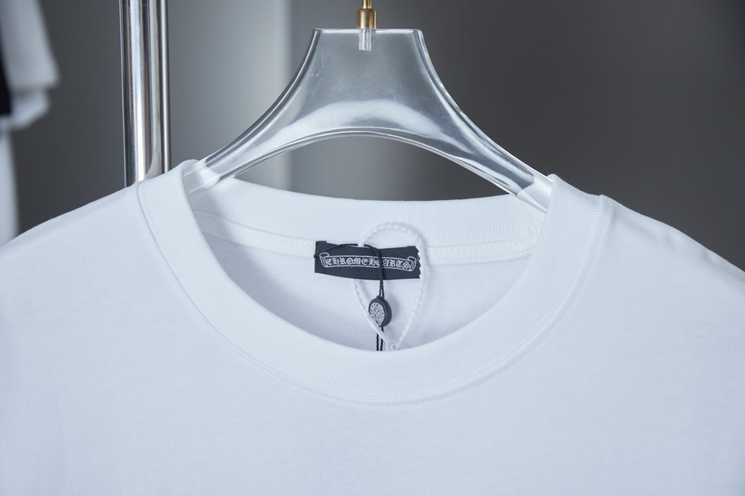 Chrome Hearts short-sleeve T-shirt neckline with brand tag