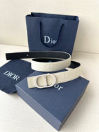Dior belt in cream leather with logo buckle and visible adjustment eyelets