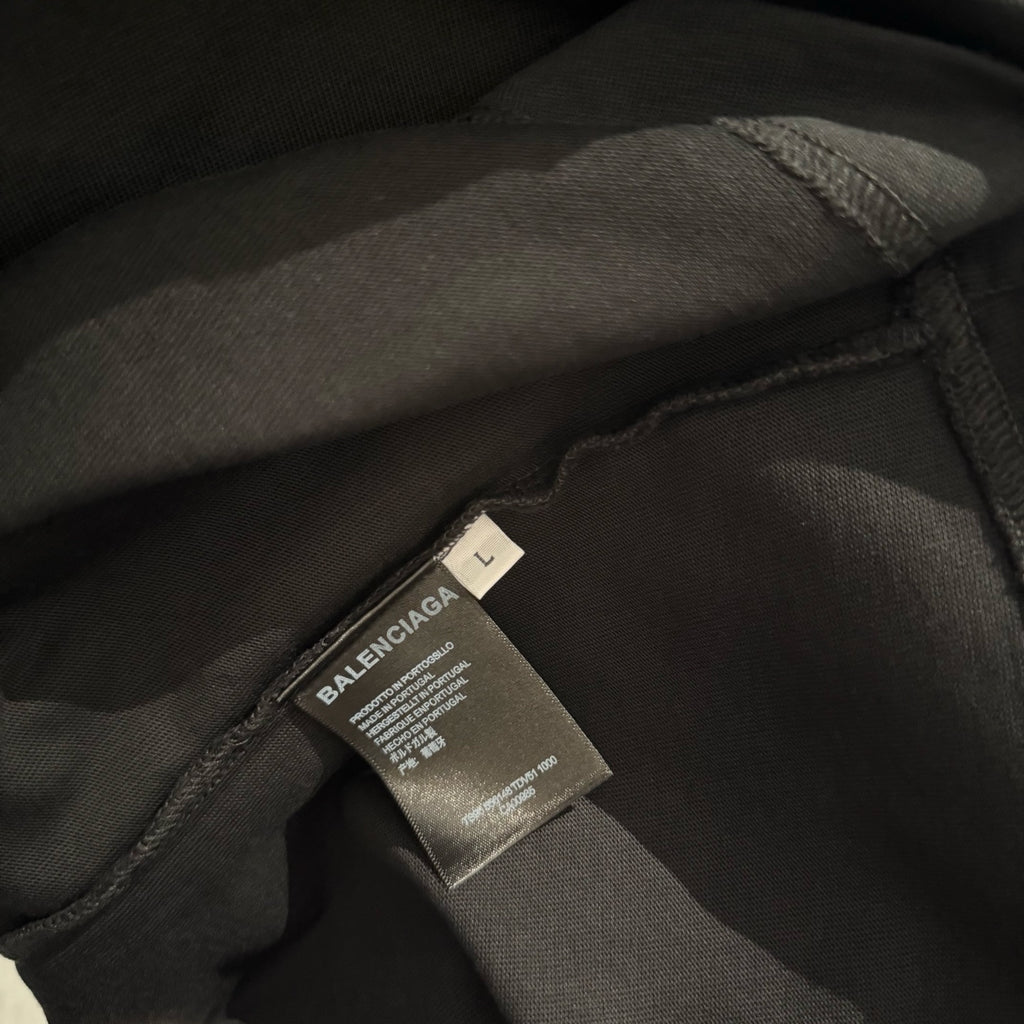 Balenciaga black T-shirt neck label and inner tag